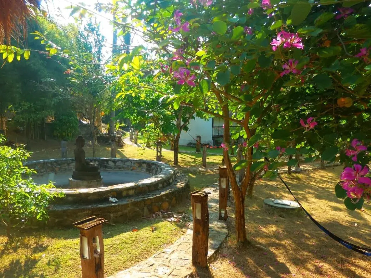 Arys Lagoon Bungalow & Hotel