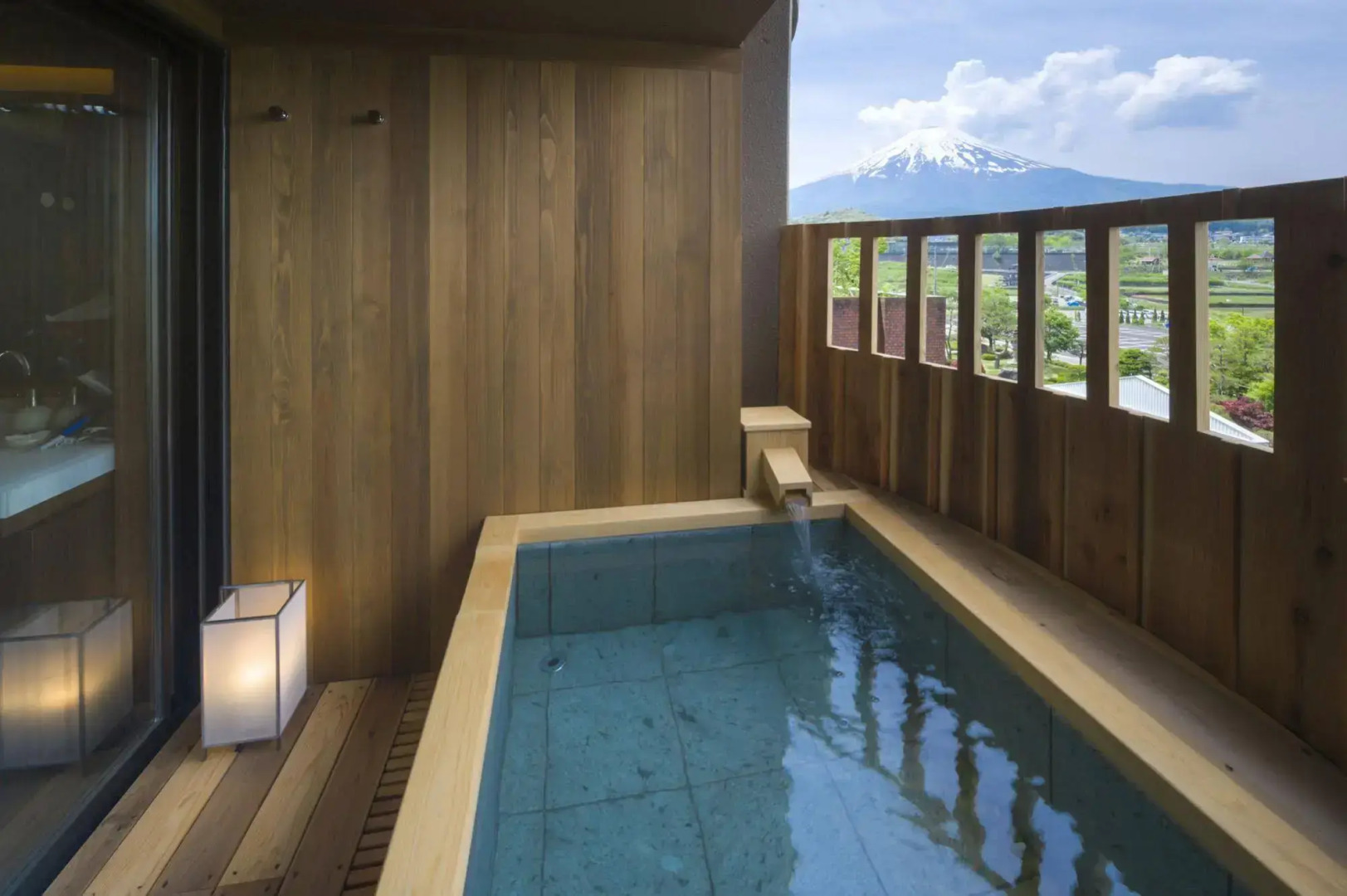 Fujisan Onsen Bessho SASA