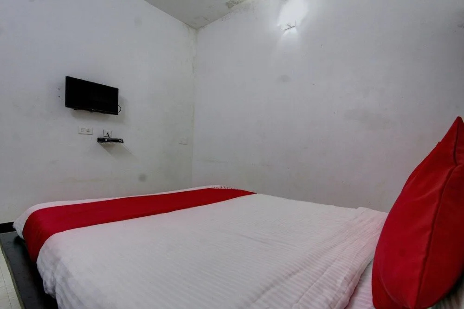 Oyo 46168 Sky Hotels