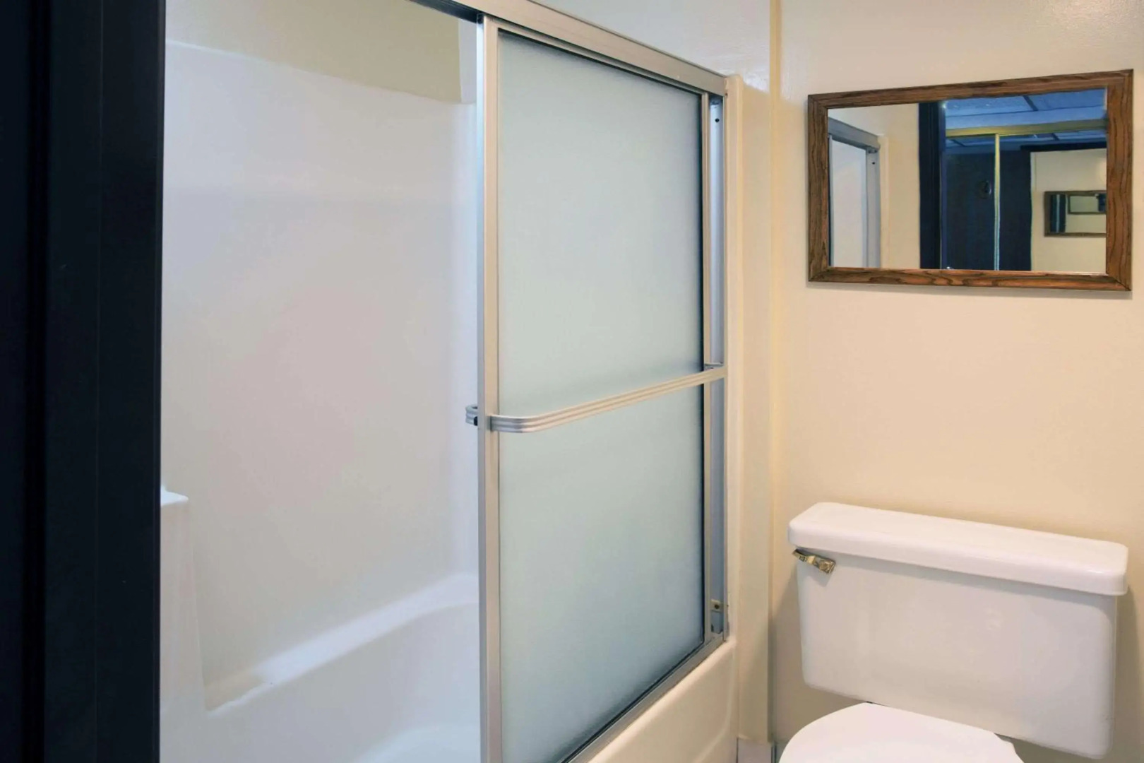 Travelodge by Wyndham Ocean Front