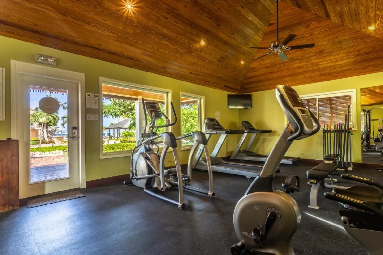 Manchebo Beach Resort and Spa