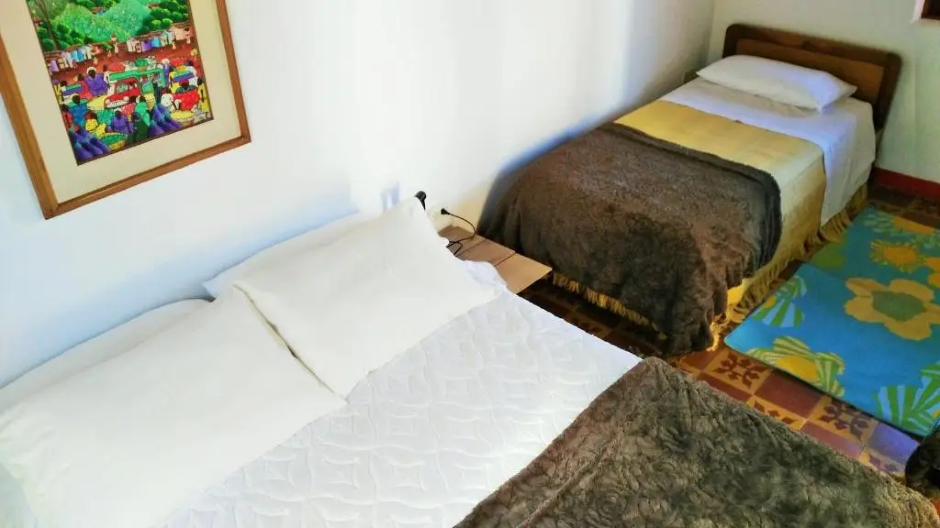 Hotel Kantarrana Urbana Jardin