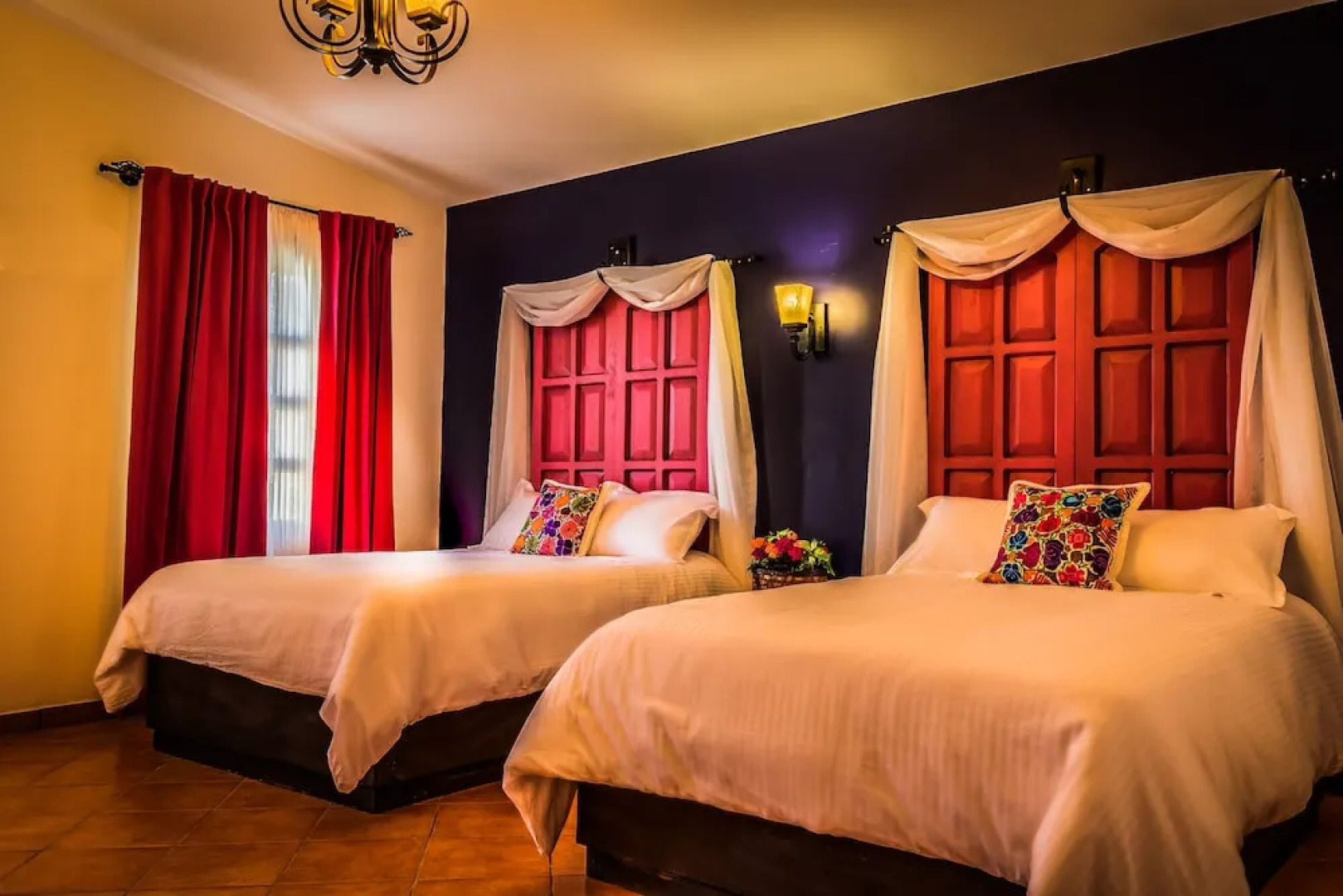 Maria De Nadie Hotel Boutique