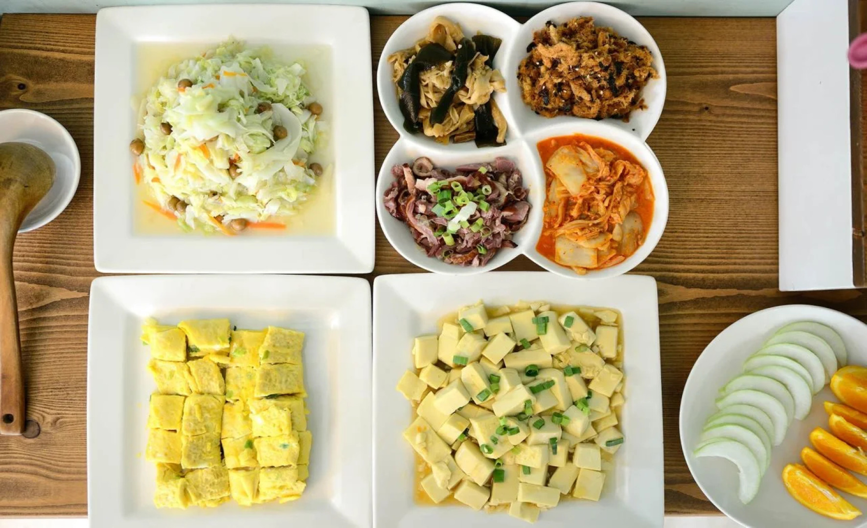 Dancing Butterfly Slide Family Inn