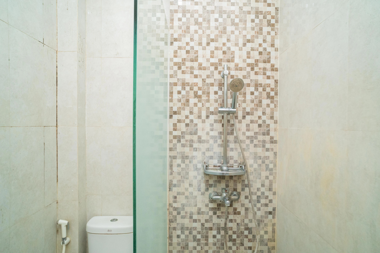 RedDoorz Plus Syariah @ Jalan Dokter Wahidin Bojonegoro