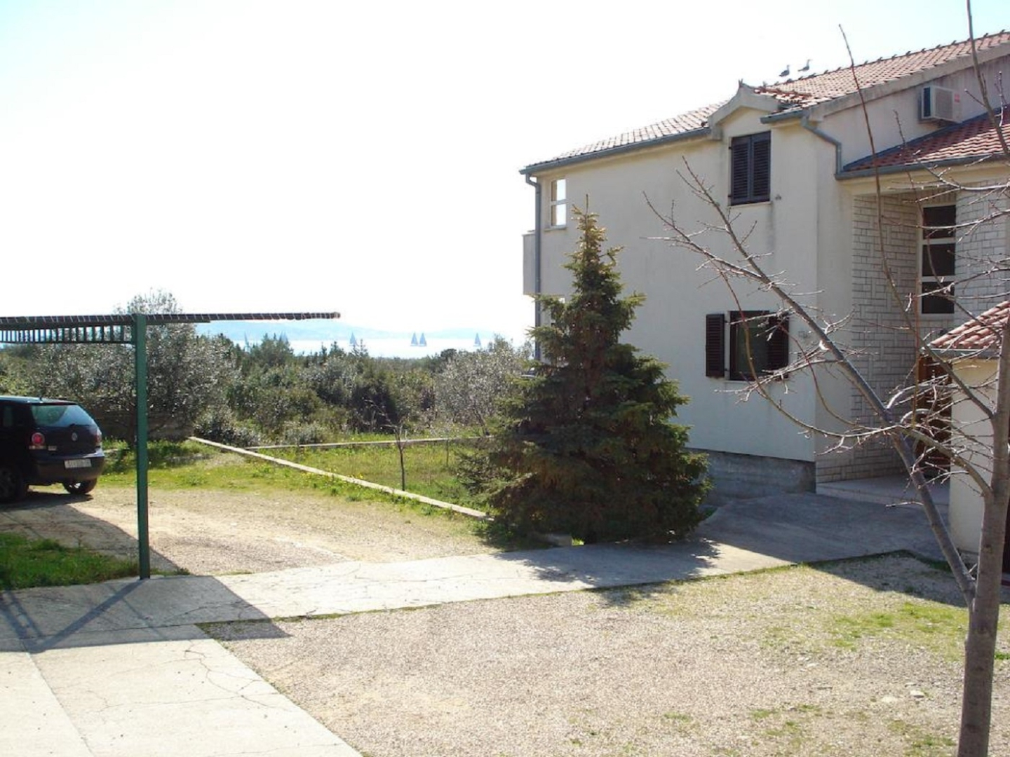 Apartment Damir - on the sea side : A3 Tribunj, Riviera Sibenik