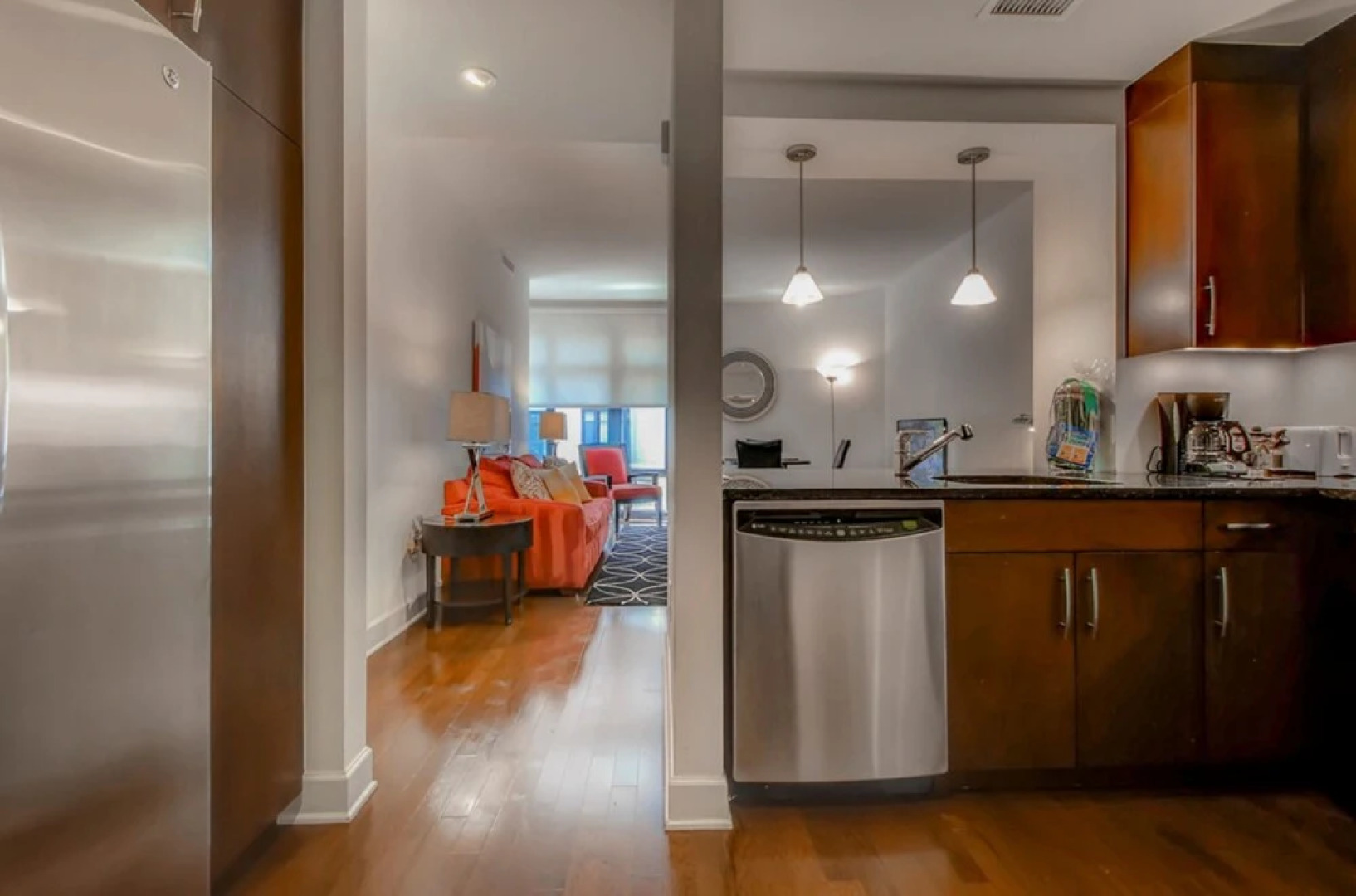 Global Luxury Suites at Broad Street