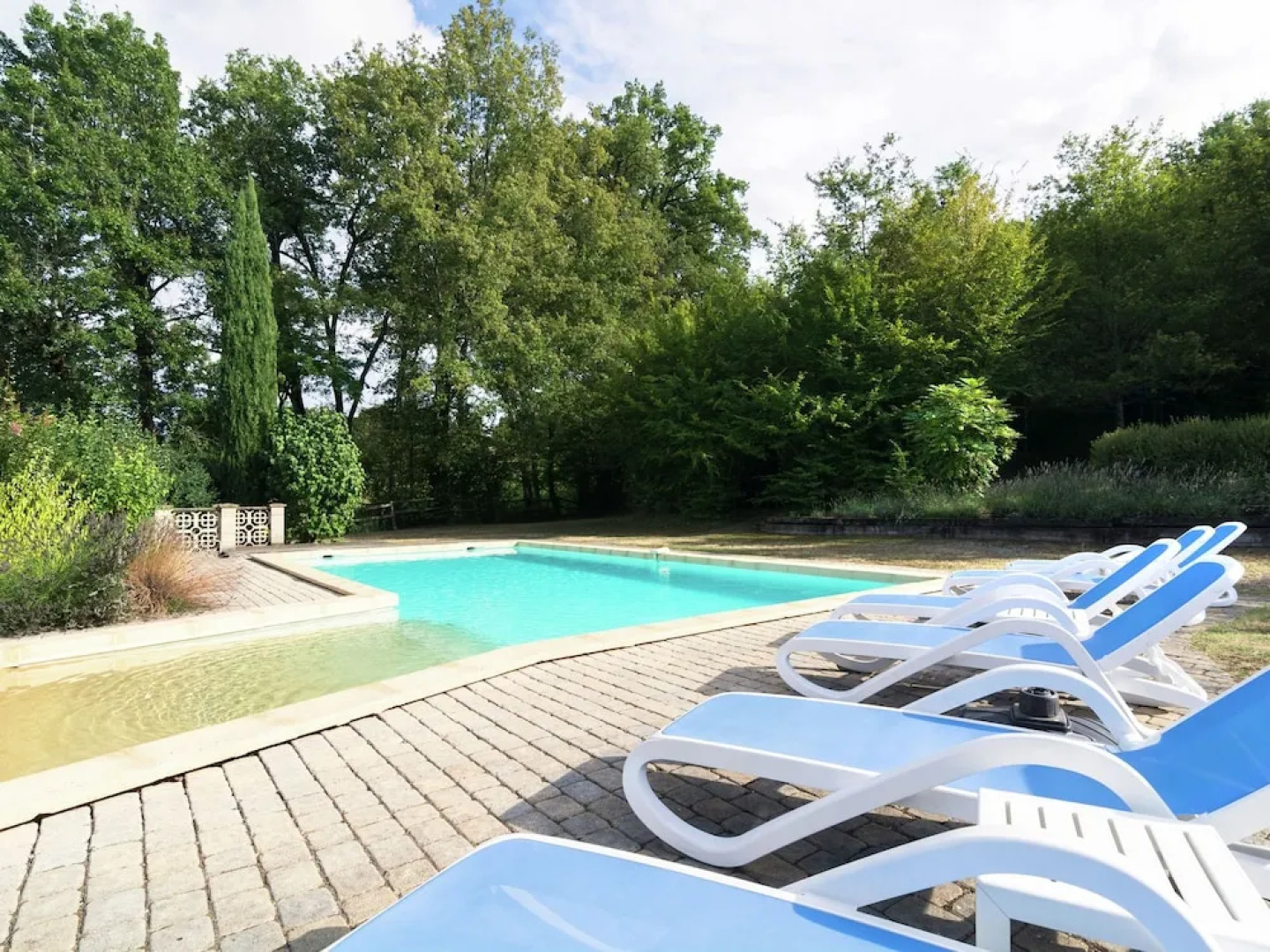 Holiday Home in the Lot With Beautiful Private Swimming Pool and Fantastic View