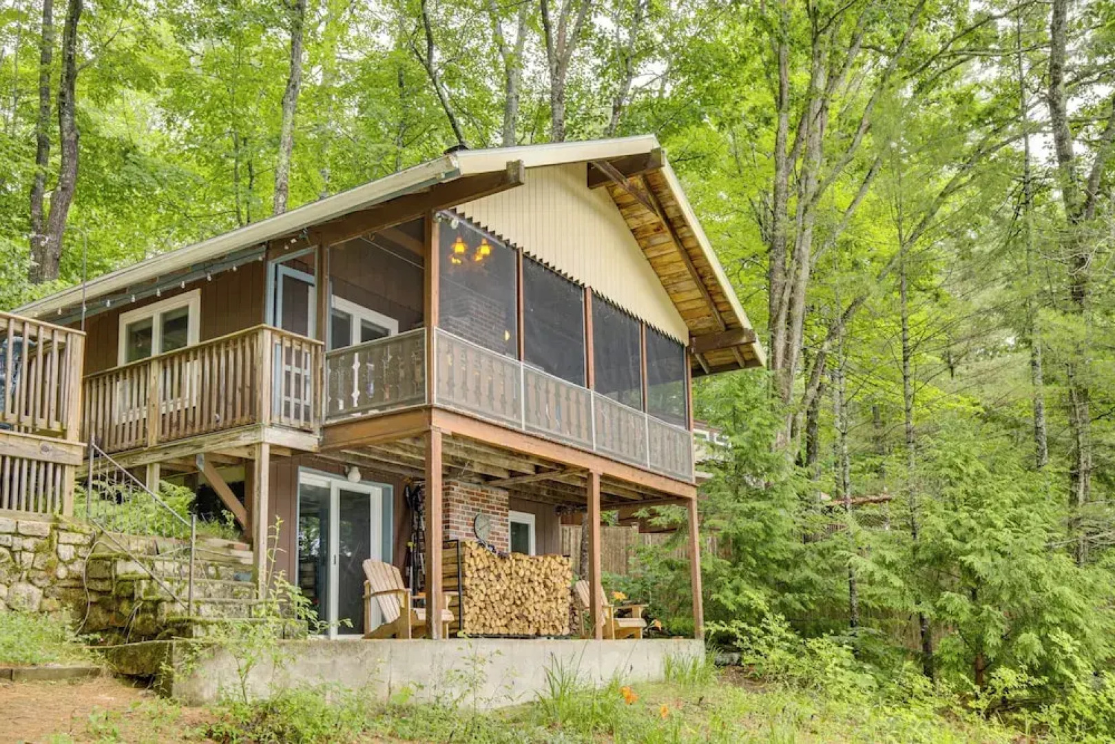 Waterfront Escape w/ Kayak, Paddle Boards, & Sauna