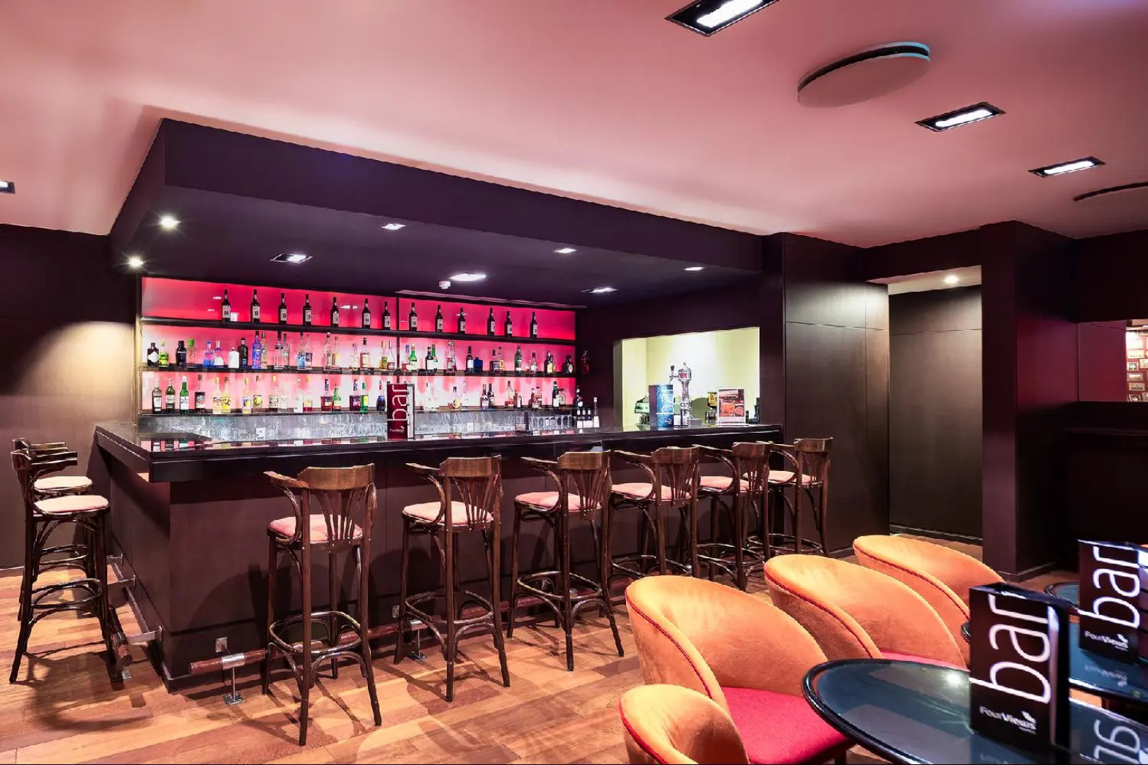 Four Views Monumental Lido