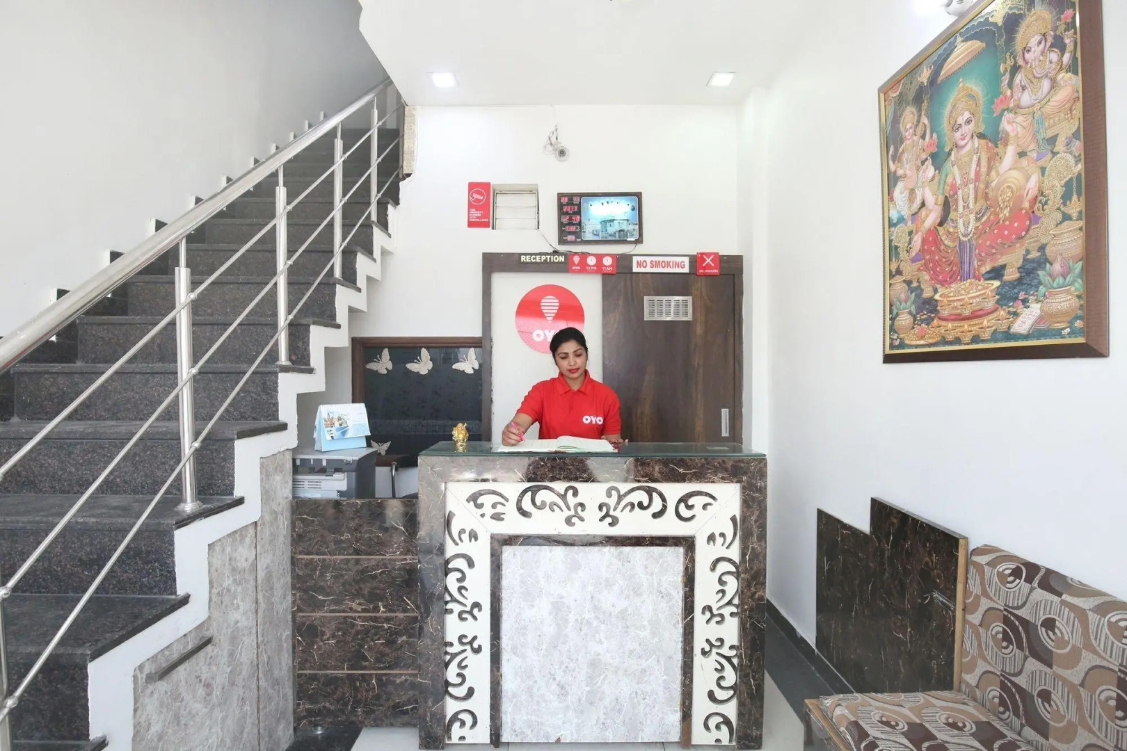 OYO 10430 Hotel Citi View Inn