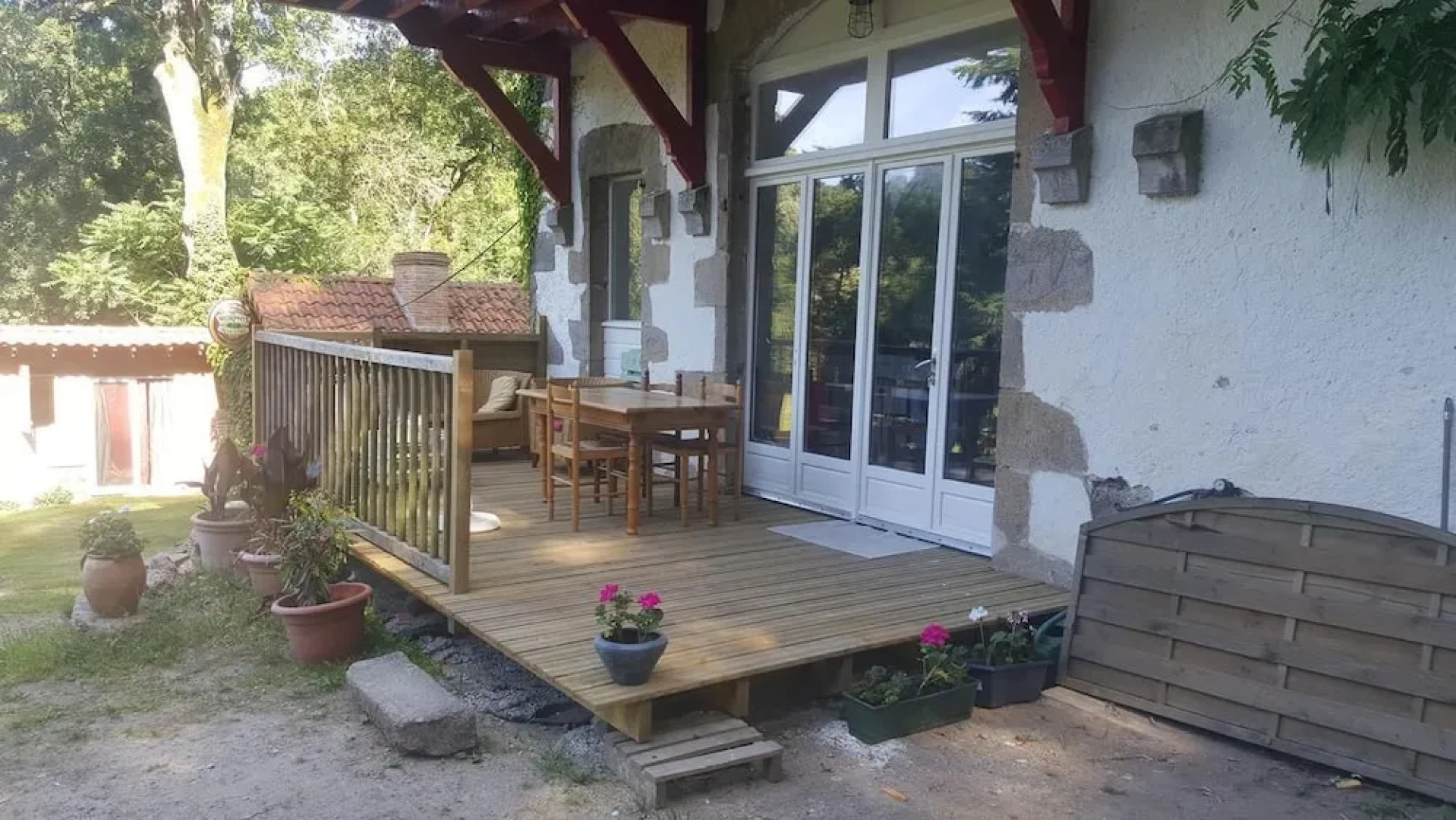 Gite - Côté jardin