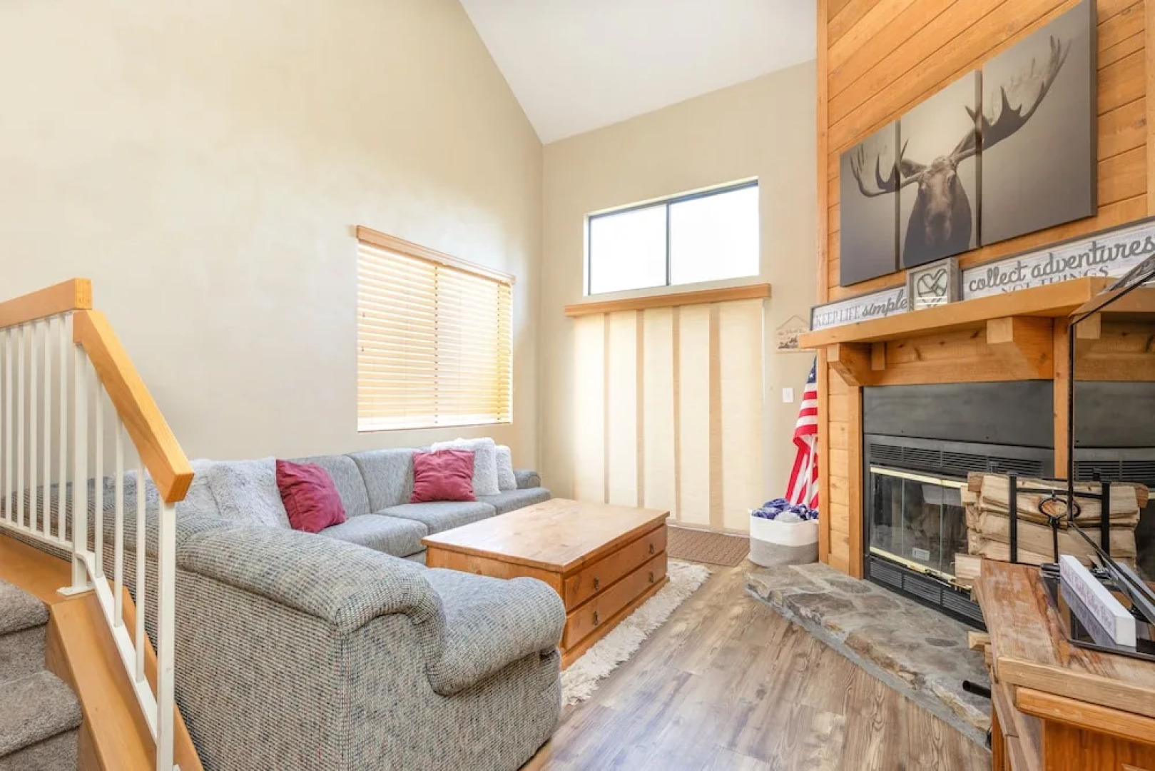 Seven Springs 2BR Loft Premium Condo, sleeps 11! by RedAwning