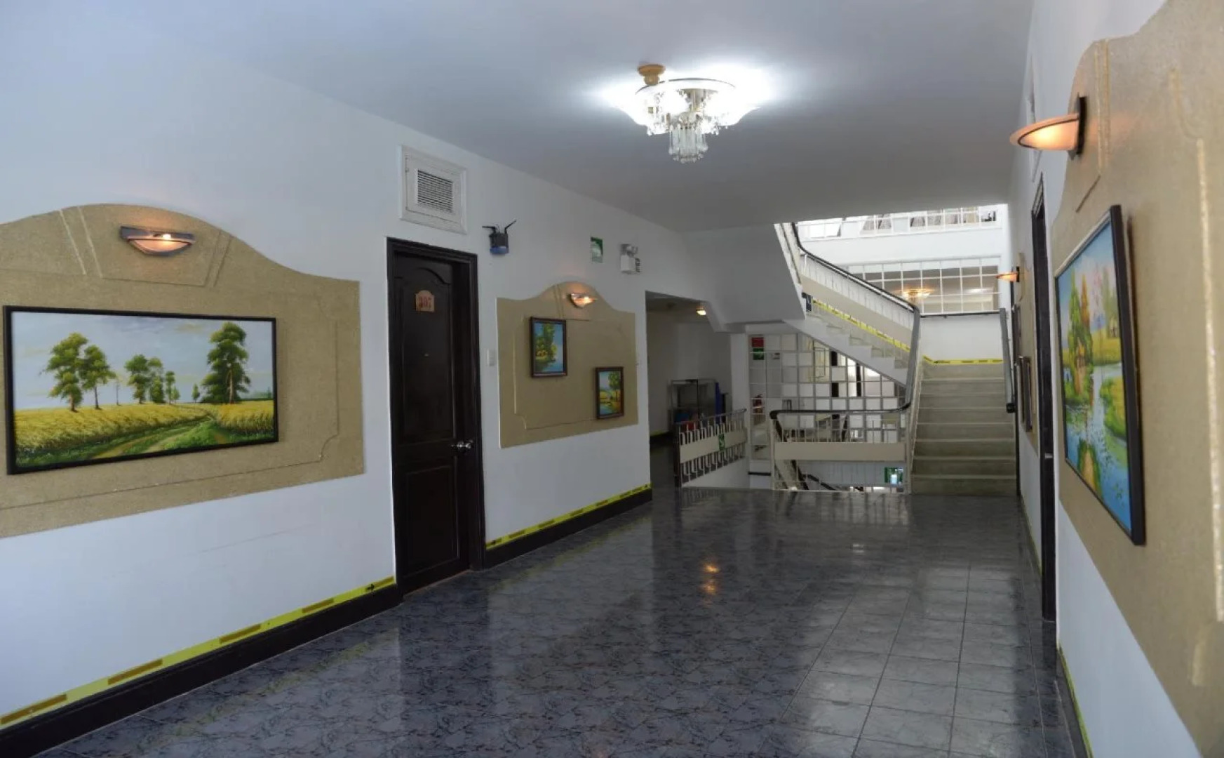 Mercury Hotel  Apartment