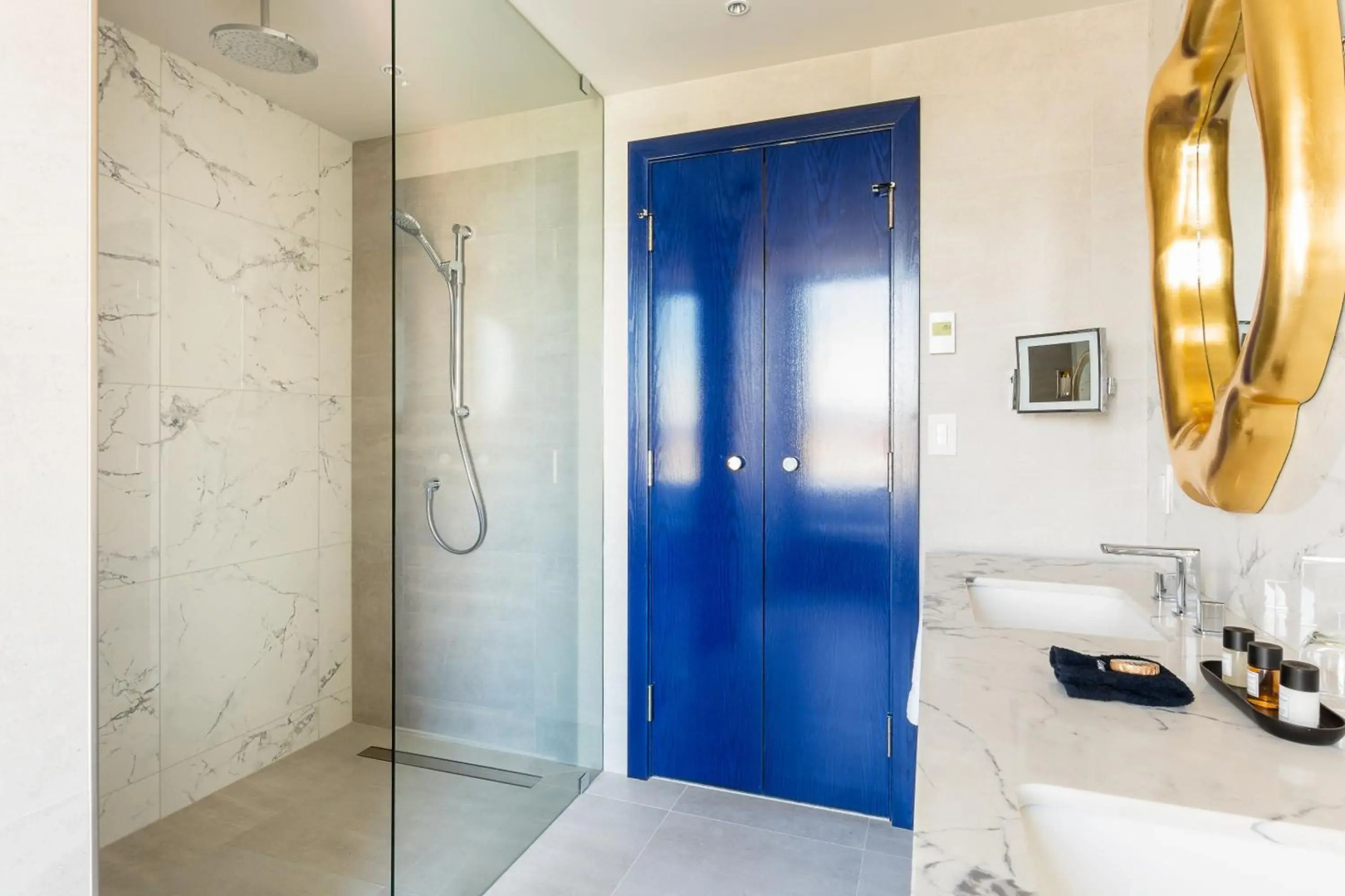 Monsieur Jean, Vieux Québec