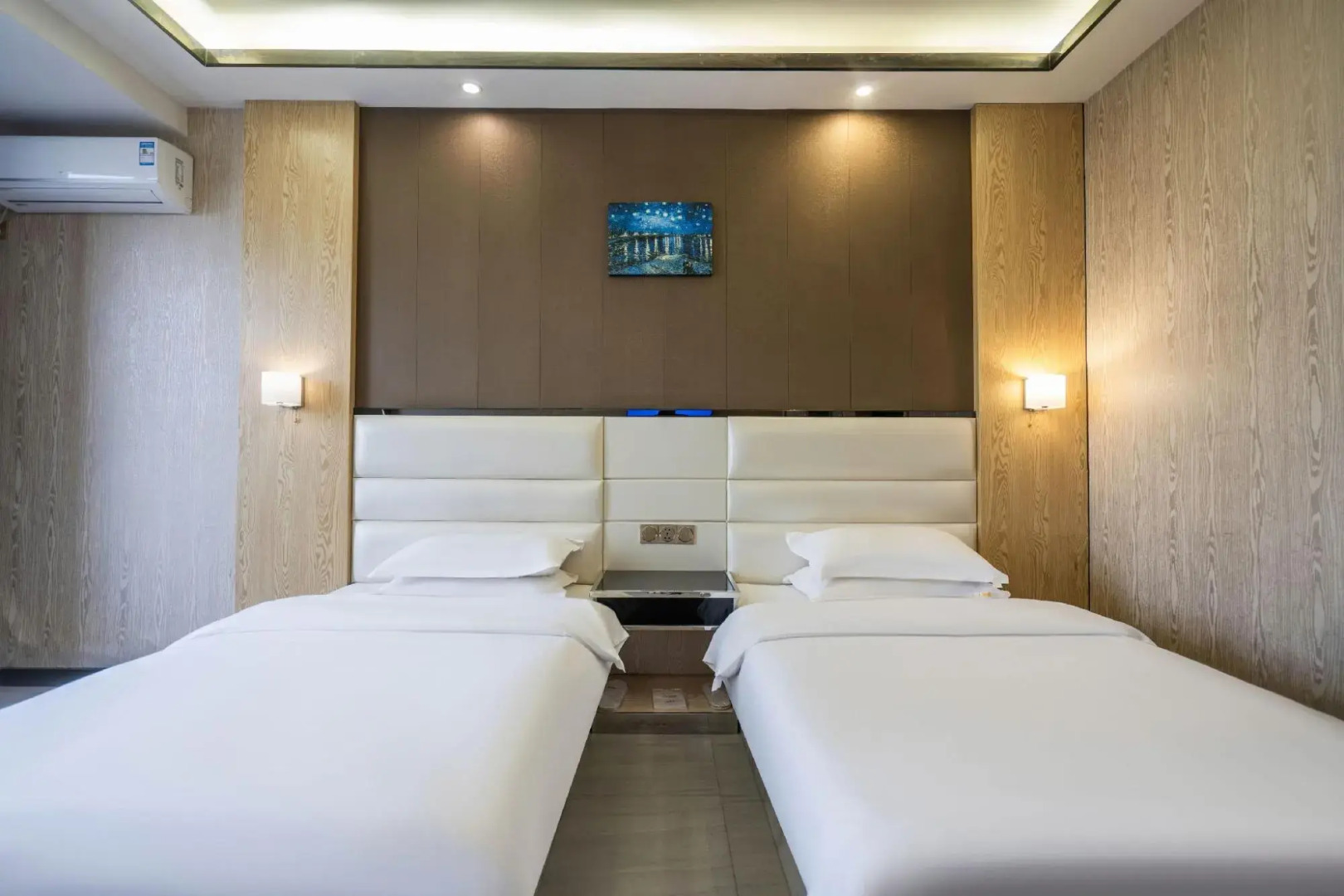 Shache Lantian Hotel