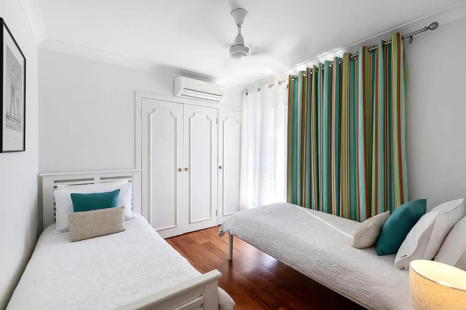 Montipora Unit 3 - In the heart of Airlie, wi-fi and Netflix