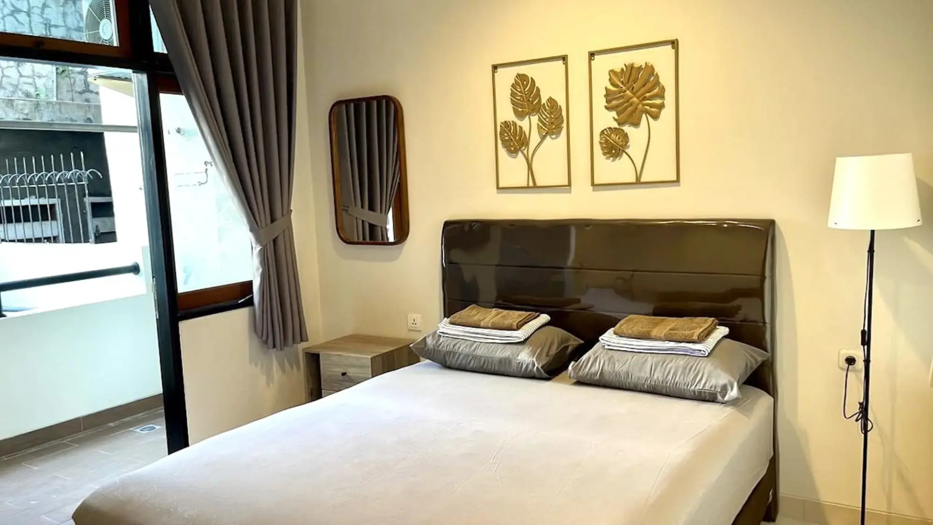 The Packer Lodge - Hostel