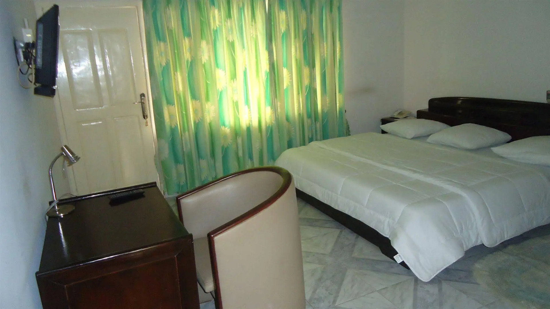 Wadoma Royale Hotel