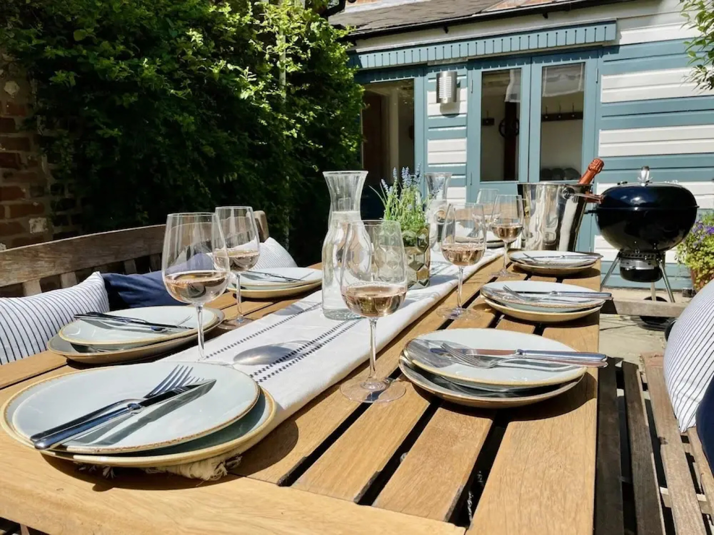 Dolls House - Luxury Townhouse - From 400 Per Night