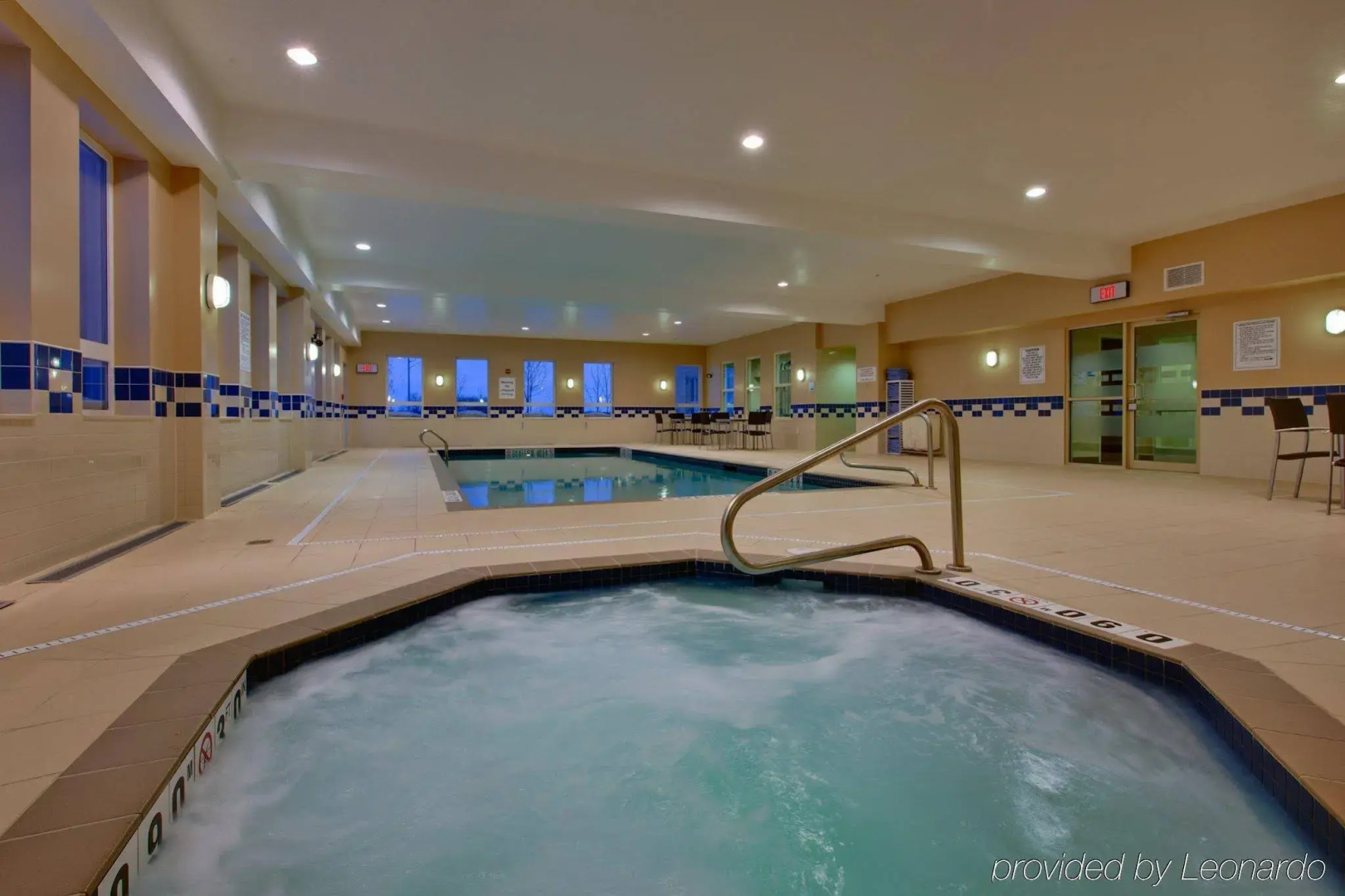 Holiday Inn Express and Suites Kincardine