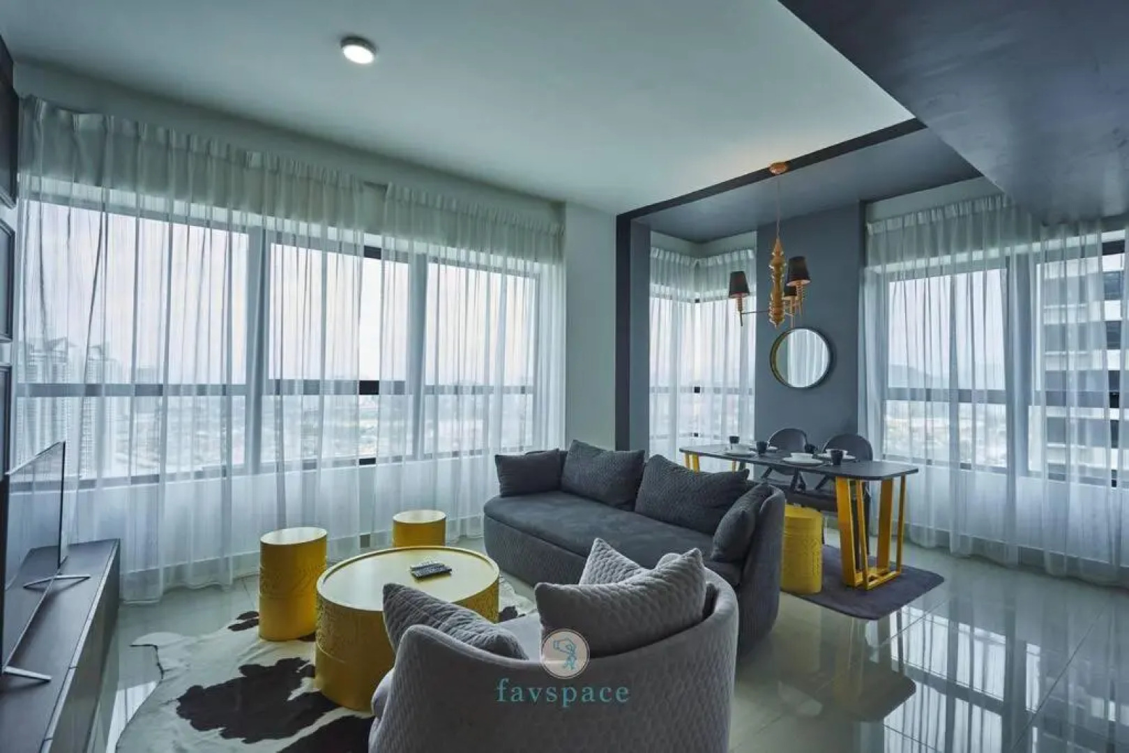 Insta-worthy Private Condo + Free 2 Parkings - Jalan Ampang - T1