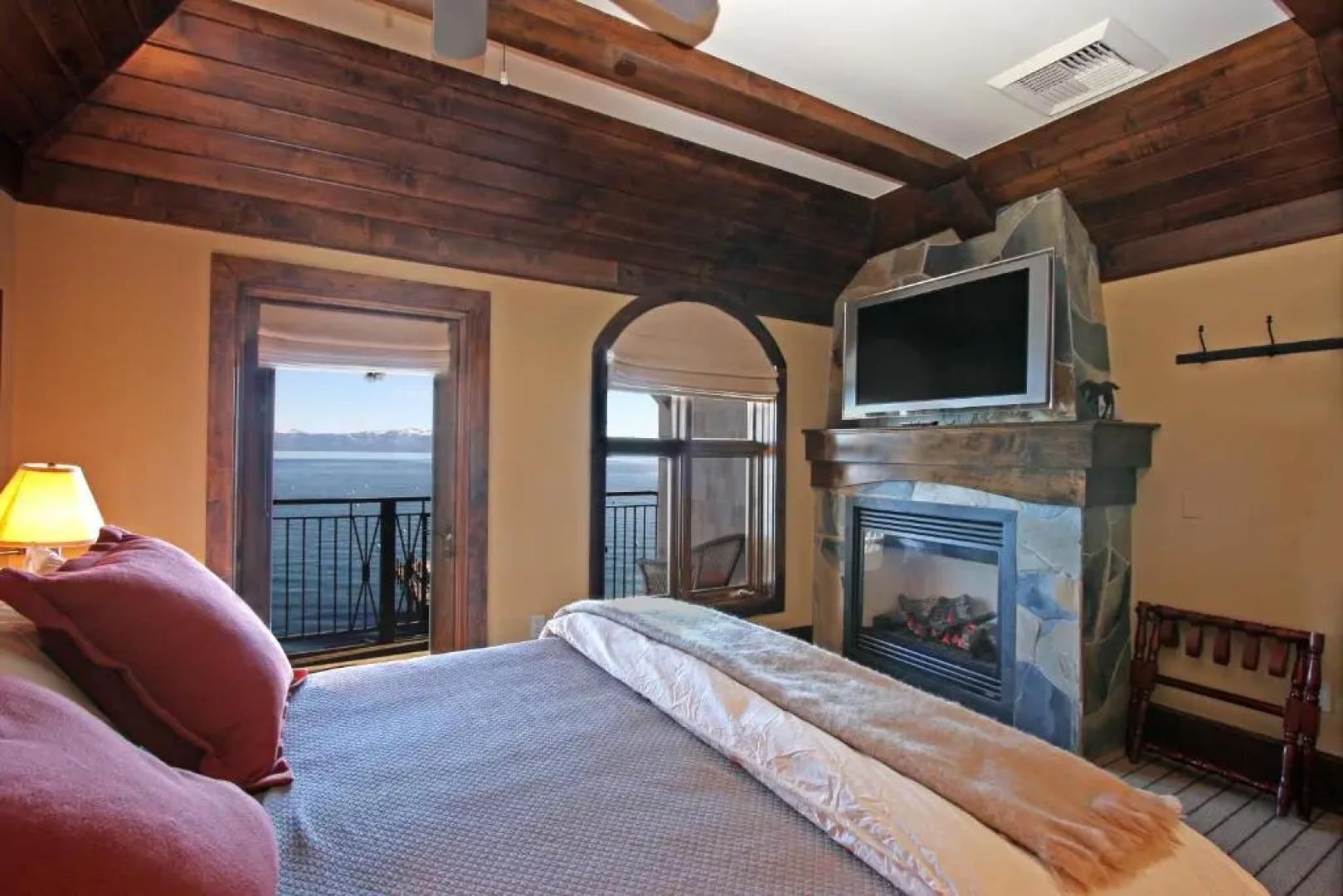 West Shore Cafe and Inn