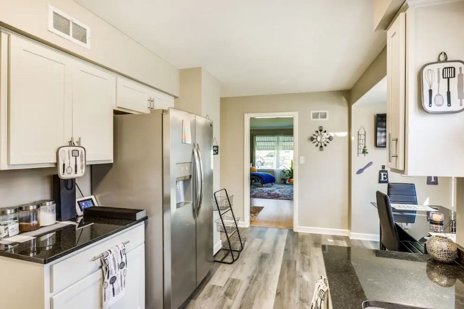 Milwaukee Vacation Rental ~ 7 Mi to Lake Michigan