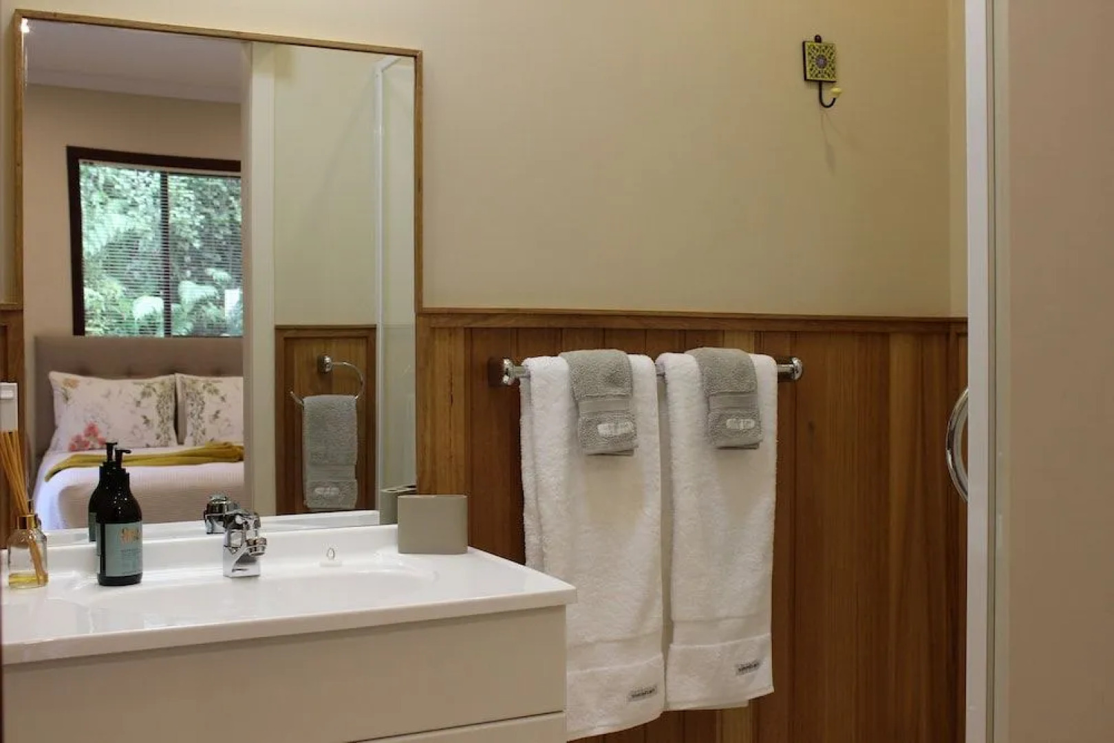 Coromandel Views Bed and Breakfast