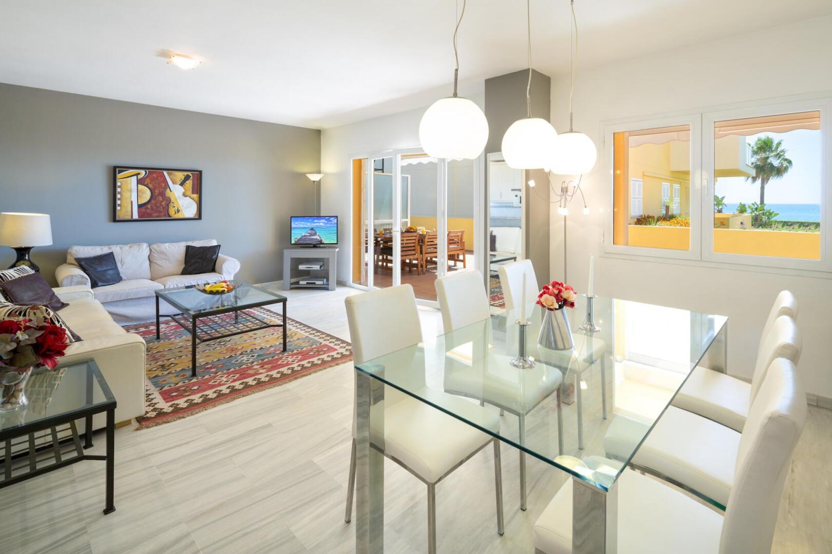 3 bedroom beachfront apartment La Cala de Mijas