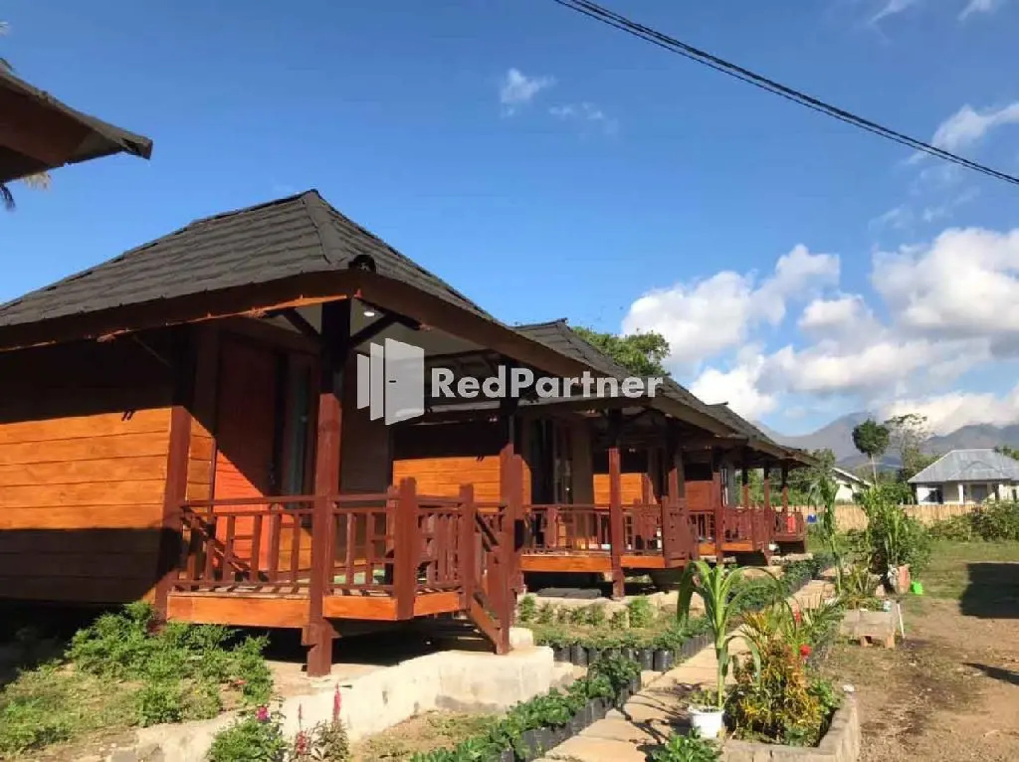 Wisata Rinjani Villa Syariah RedPartner