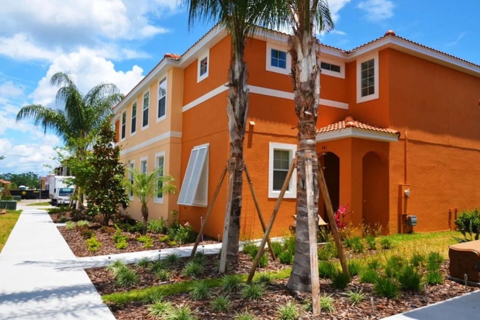 Bella Vida Resort by Home 2U Vacation