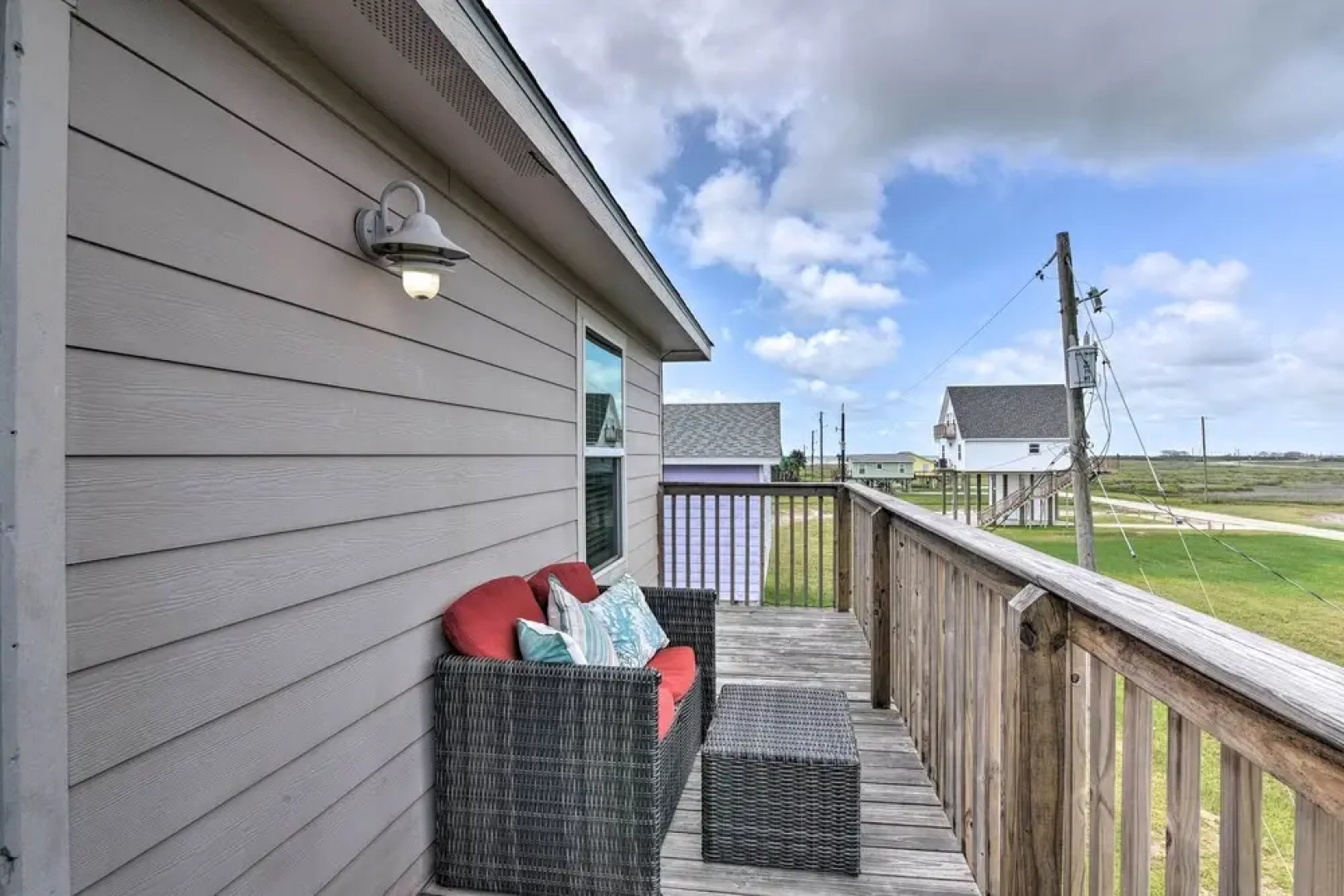 Private Beach Access: Coastal Freeport Home!
