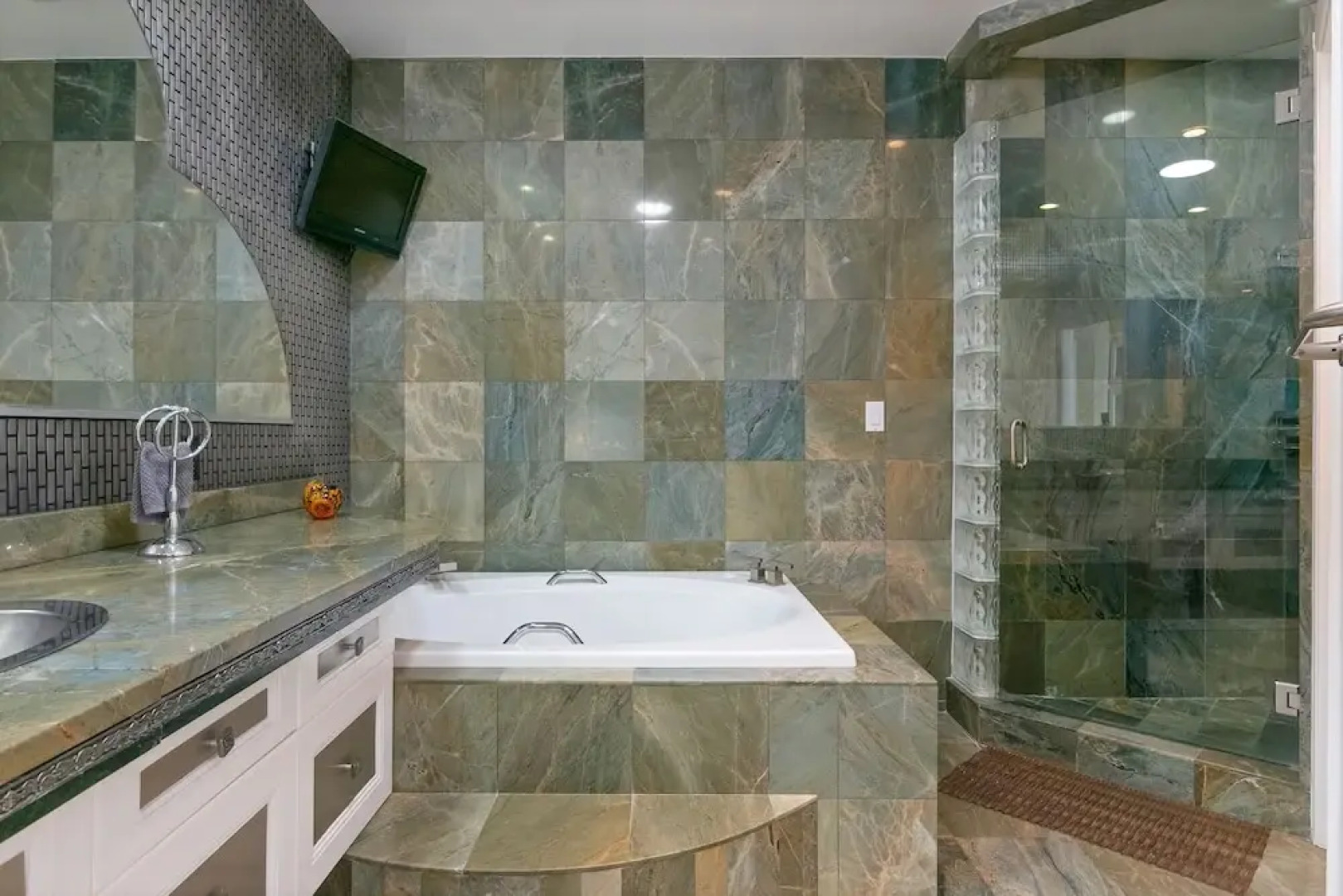 Beachfront Malibu Paradise Home Home