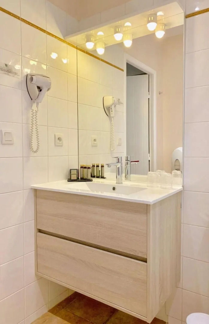 Hotel La Bastide Saint Martin