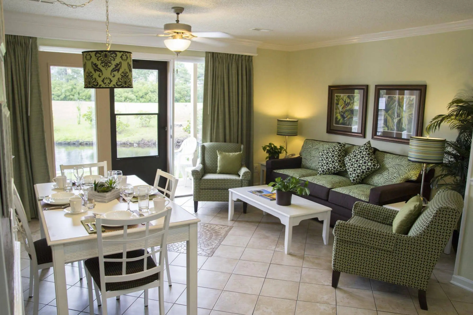 Grand Palms Resort