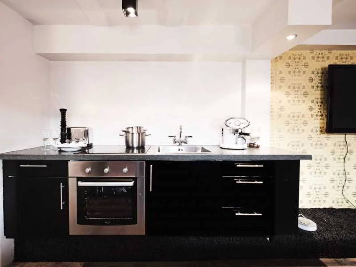 Apartment K