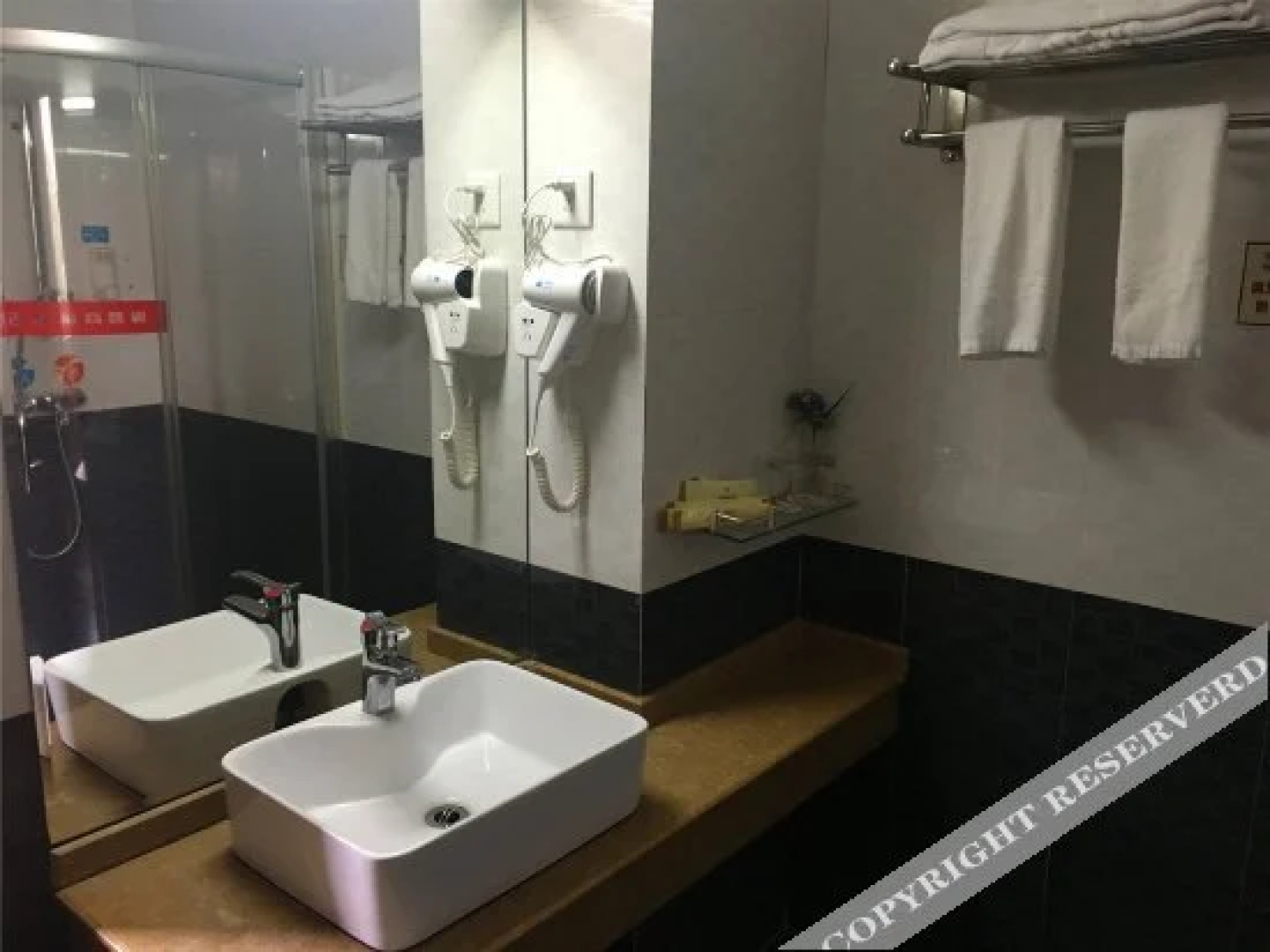Lianfeng Hotel
