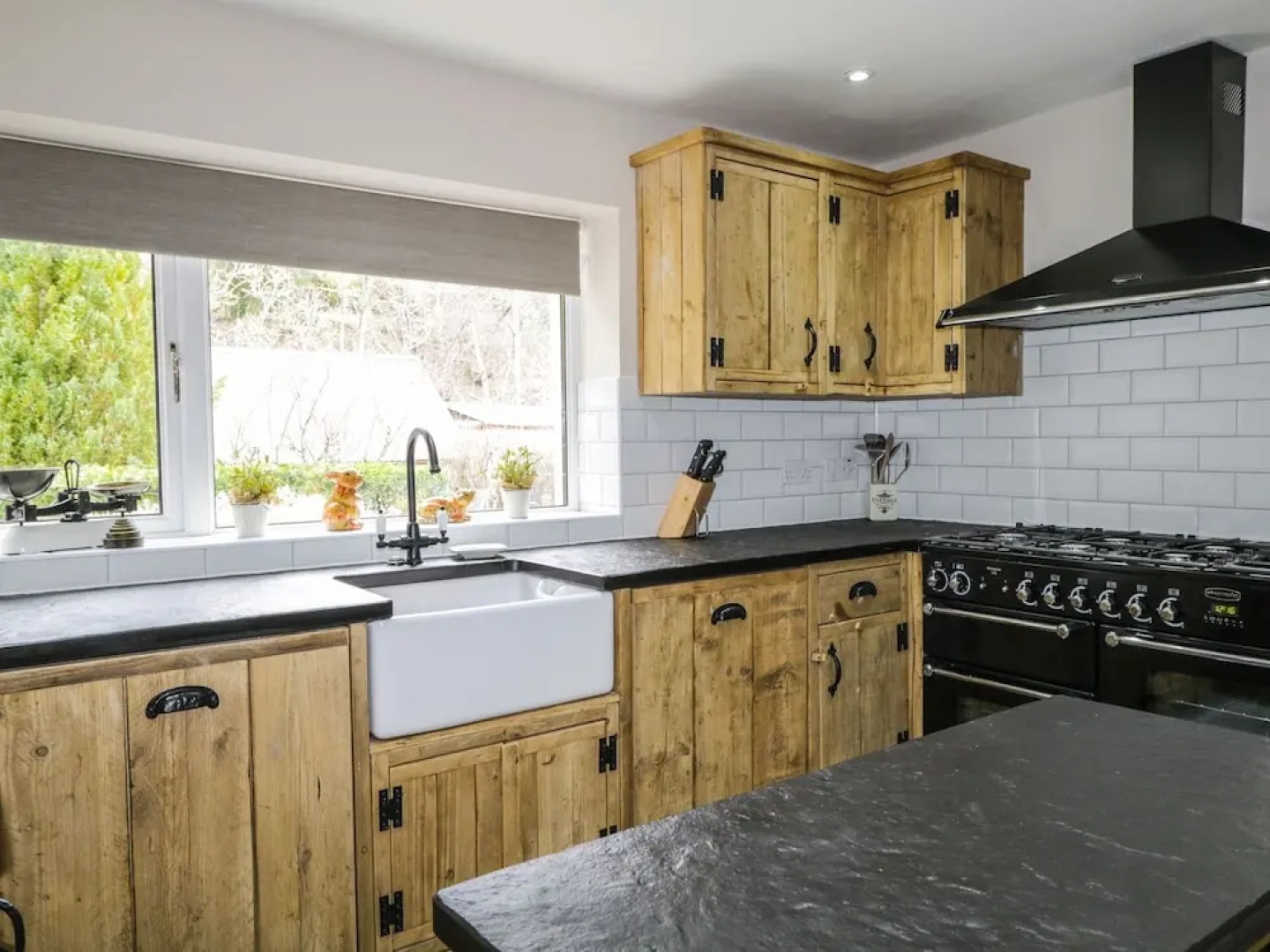 Bridgend House B & B