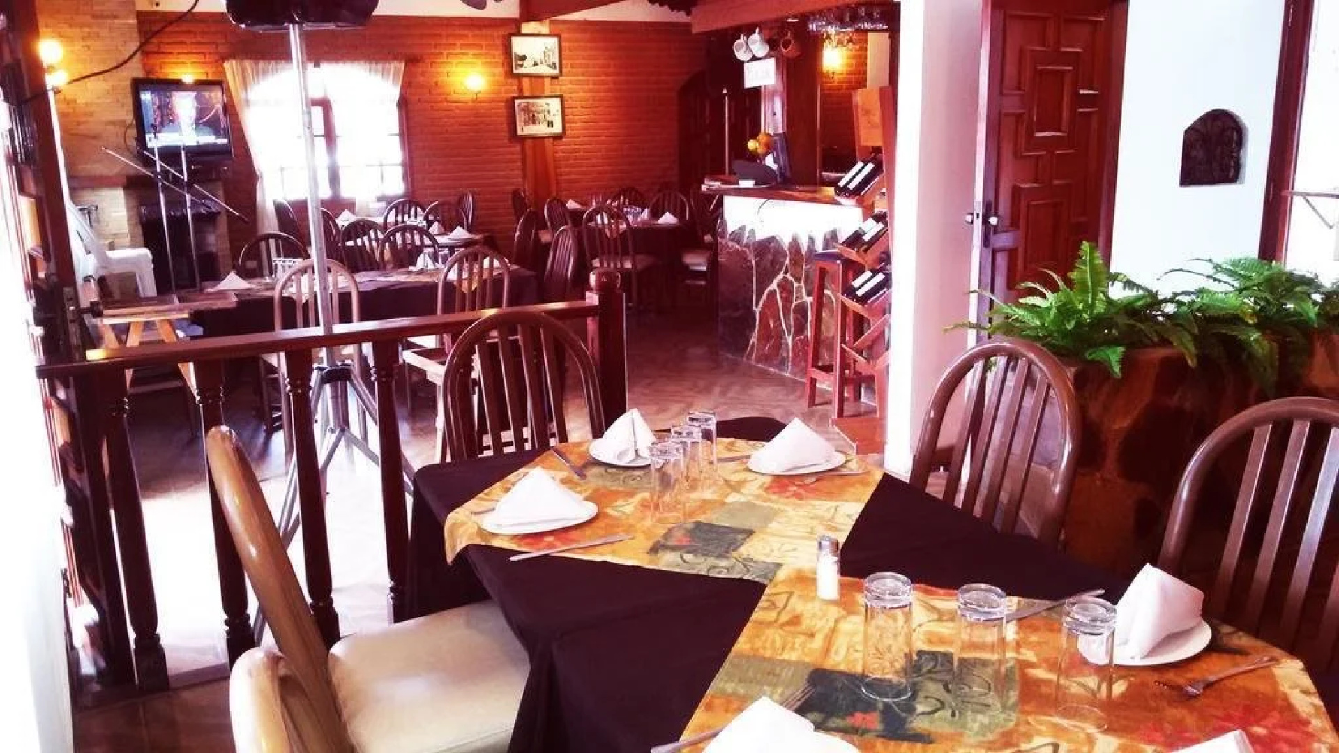 Hotel & Restaurante Warique