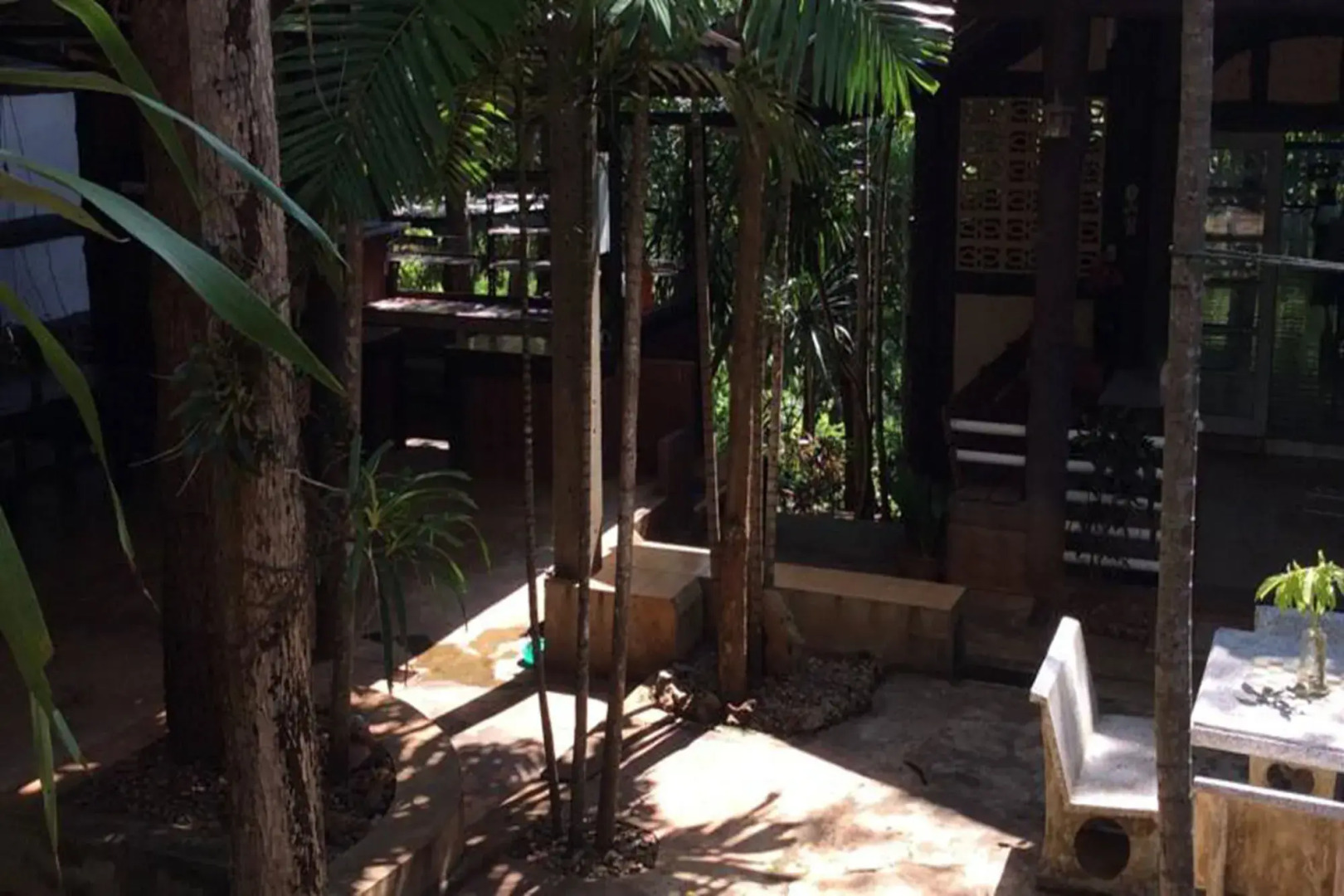 Sam's Jungle Guesthouse