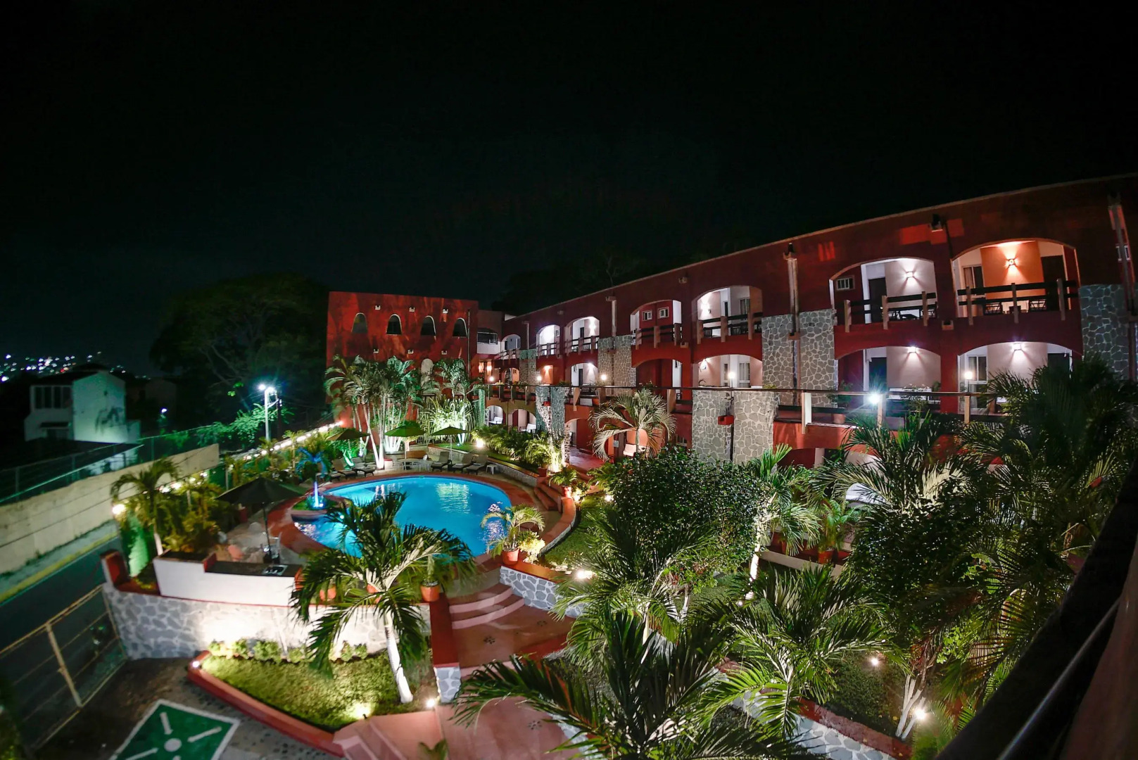 Hotel Zihua Caracol