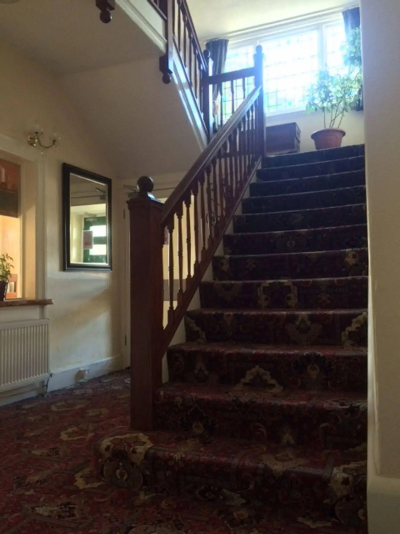 Pine Lodge Hotel