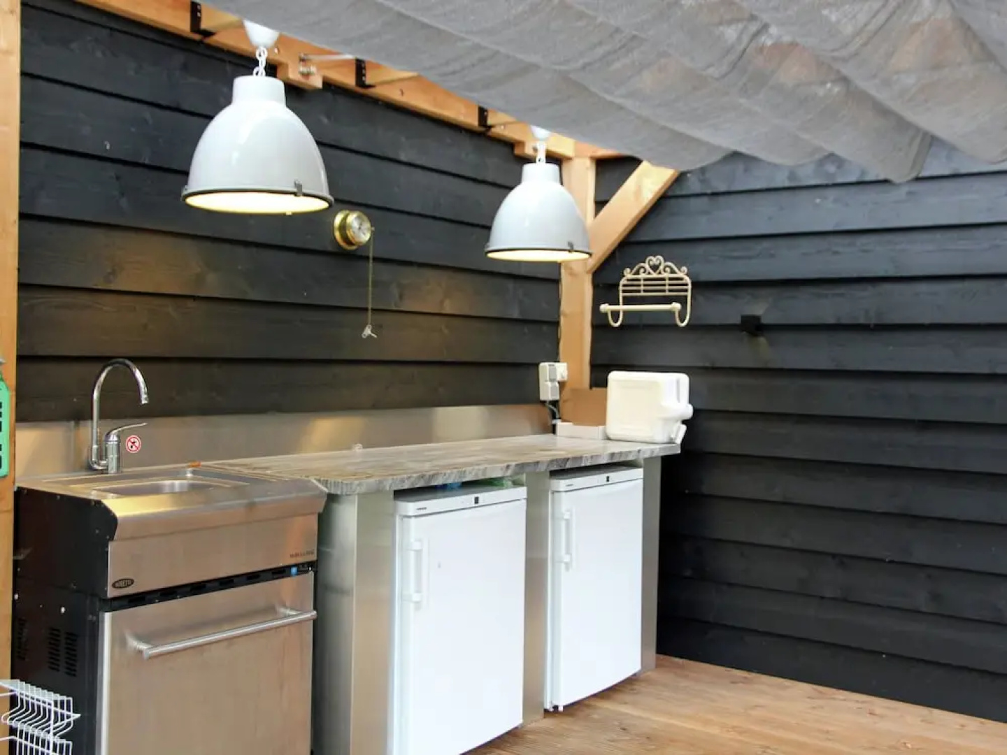 Cosy Holiday Home in Loosdrecht With Pool