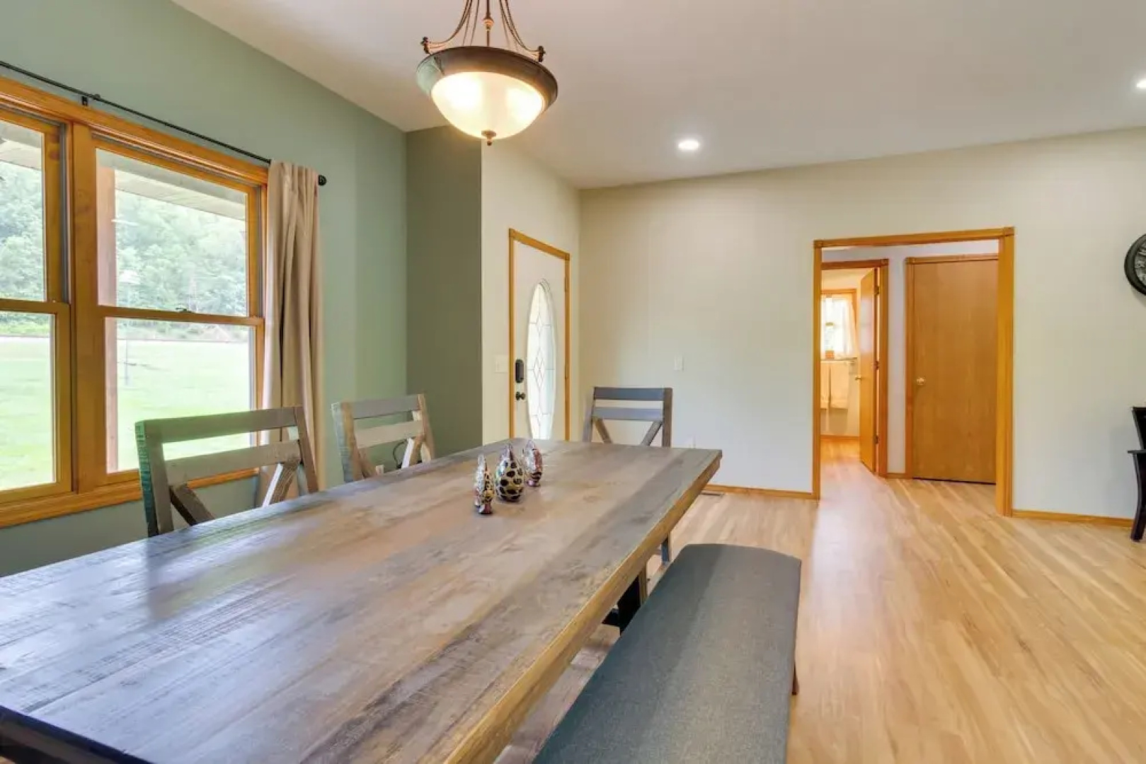 Waterfront Getaway w/ Patio on the White River!