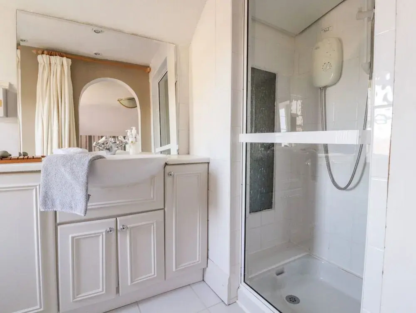 Mickle Trafford Manor