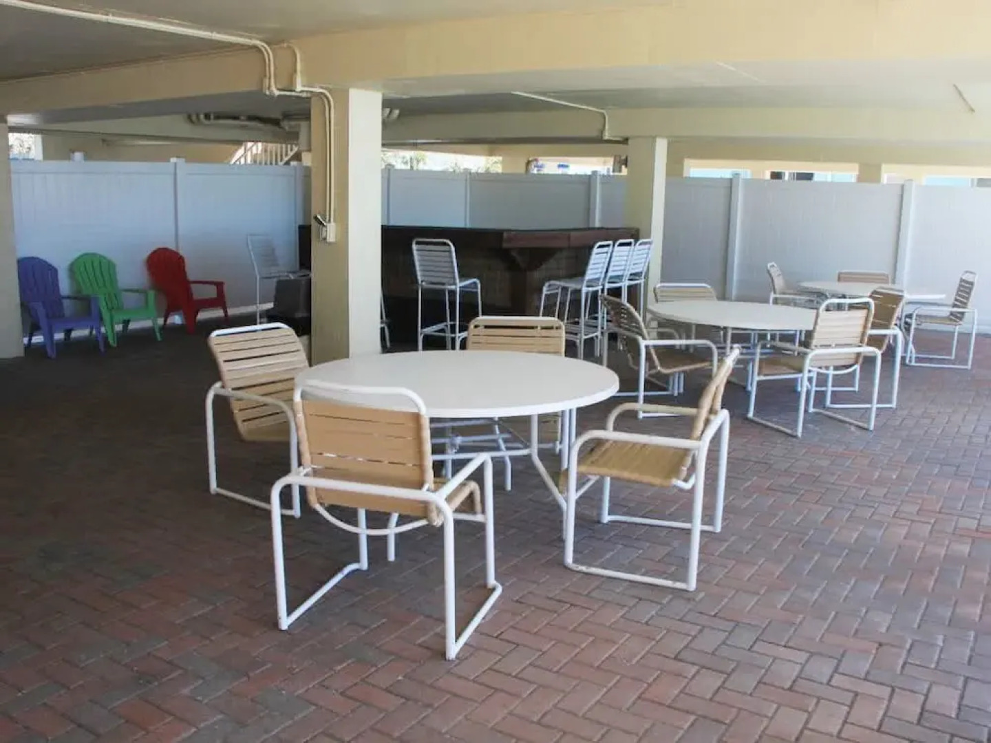 Club Bamboo South - Bradenton Beach