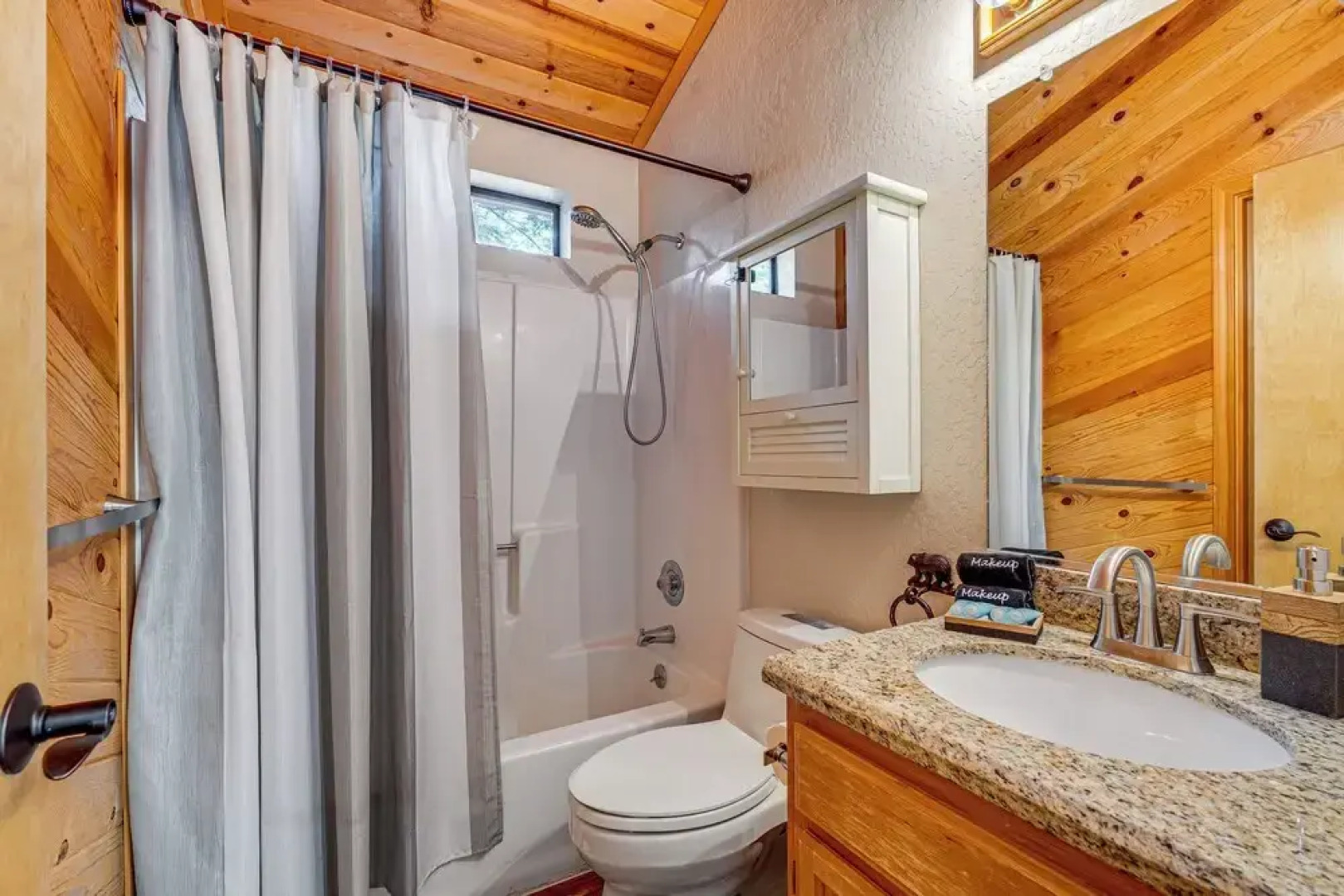 Game Room: 'blue Lake Mountain Retreat' in Arnold