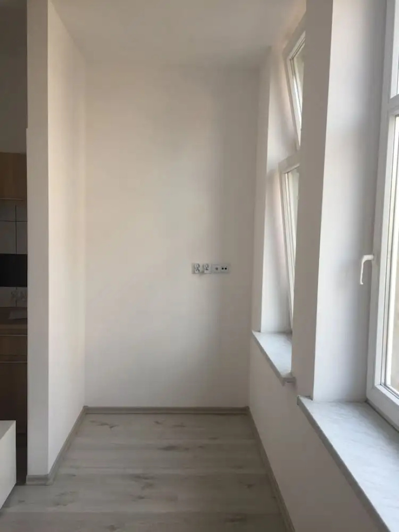 Penguin Rooms Wolnosci Street