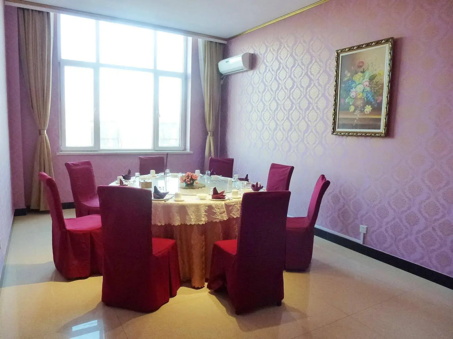 Lvshun Hot Spring Holiday Hotel